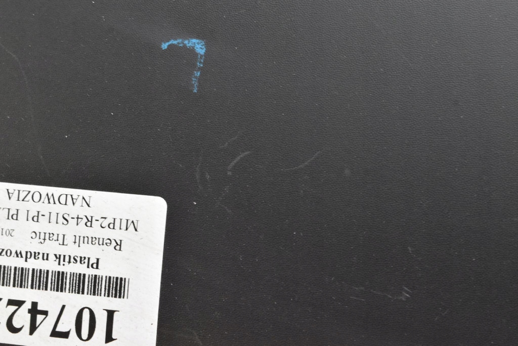 moulding side left black 768556674R RENAULT TRAFIC 3 III 14-21