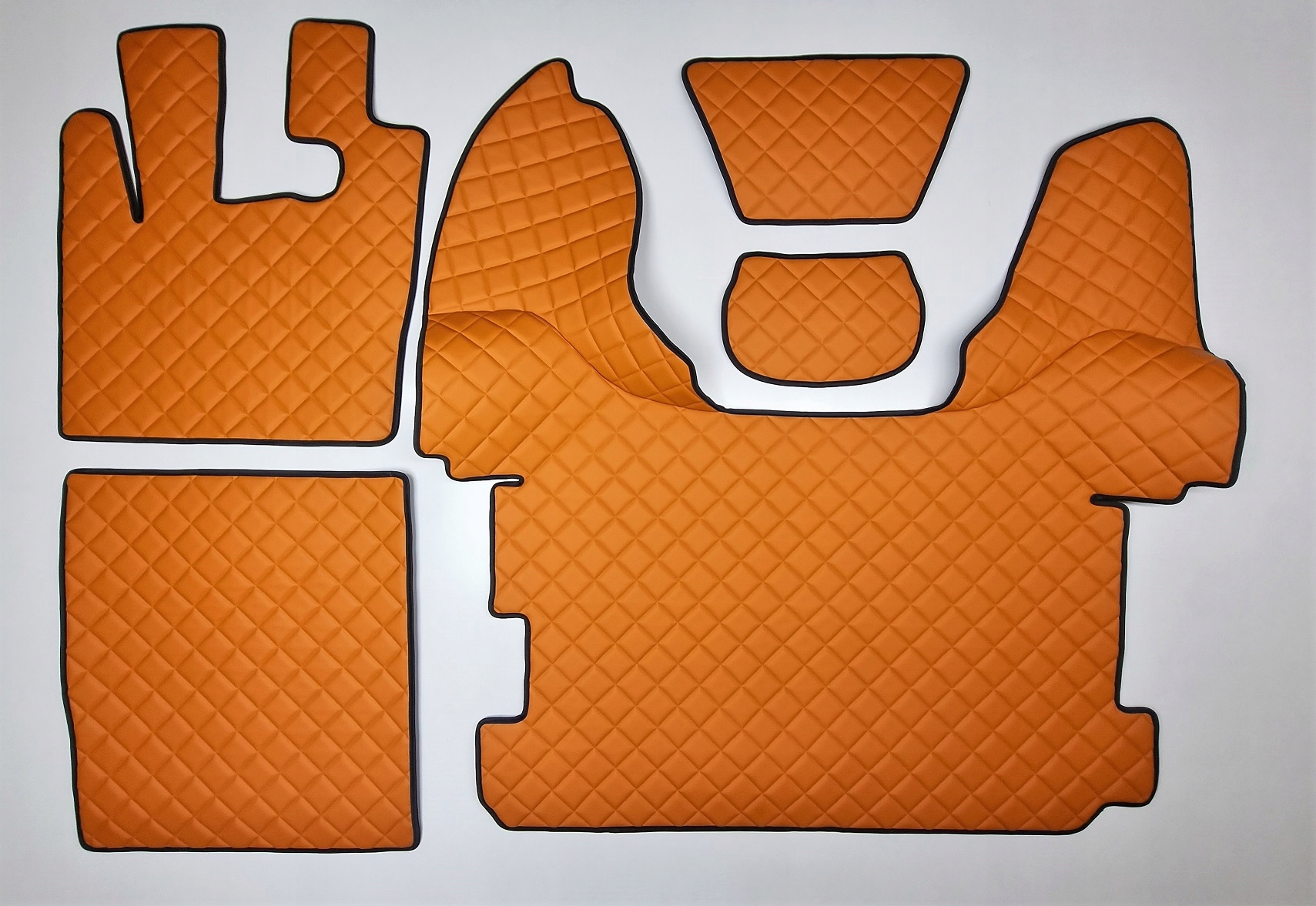 КОВРЫ СТЕГАНЫЕ КОВРИКИ DAF XF 105