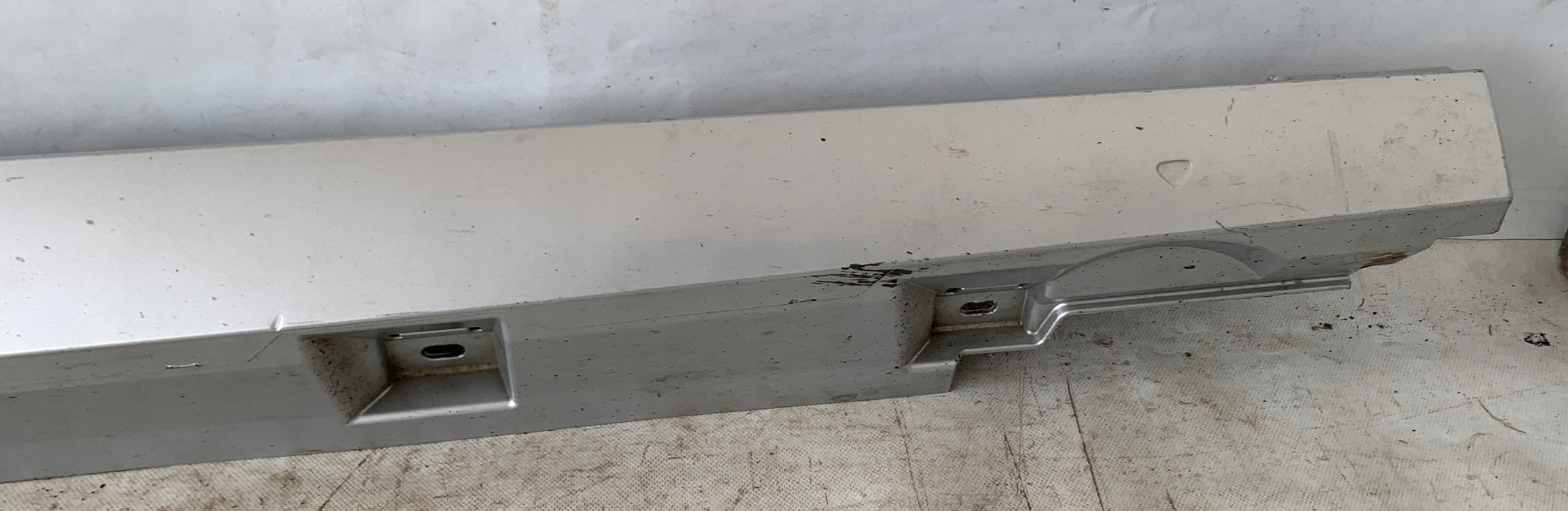 # moulding threshold right VW PASSAT B8 3G0853858