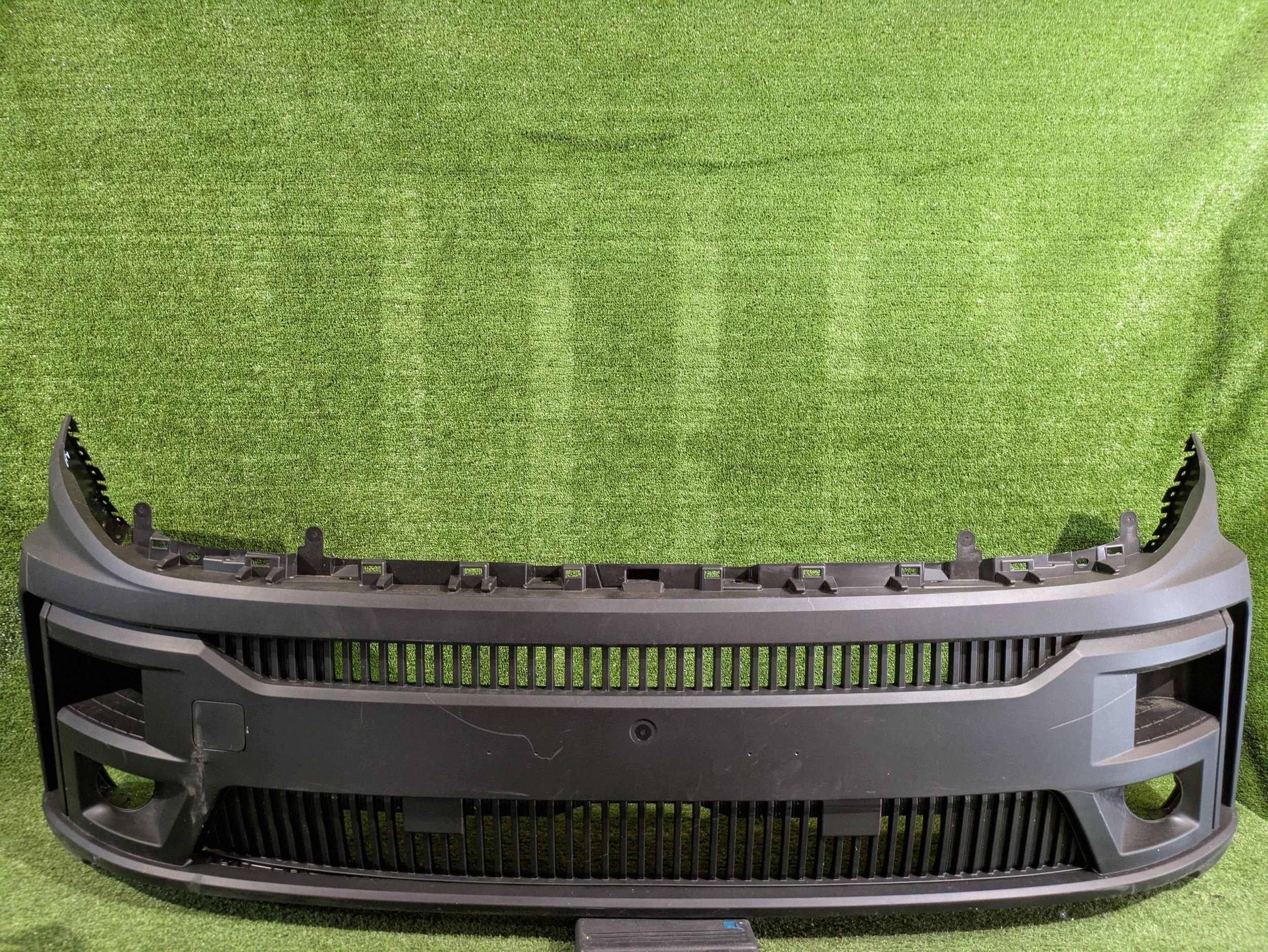 front bumper front RENAULT MASTER IV 24- LIFT NR.Z9560