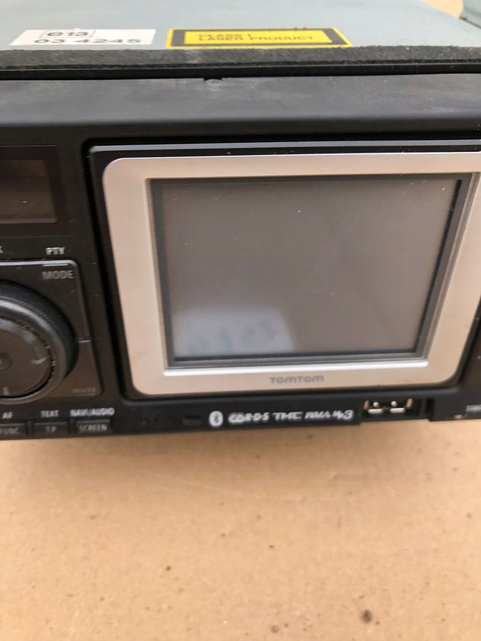 RADIO Navigation YARIS II TOMTOM PZ422-00333