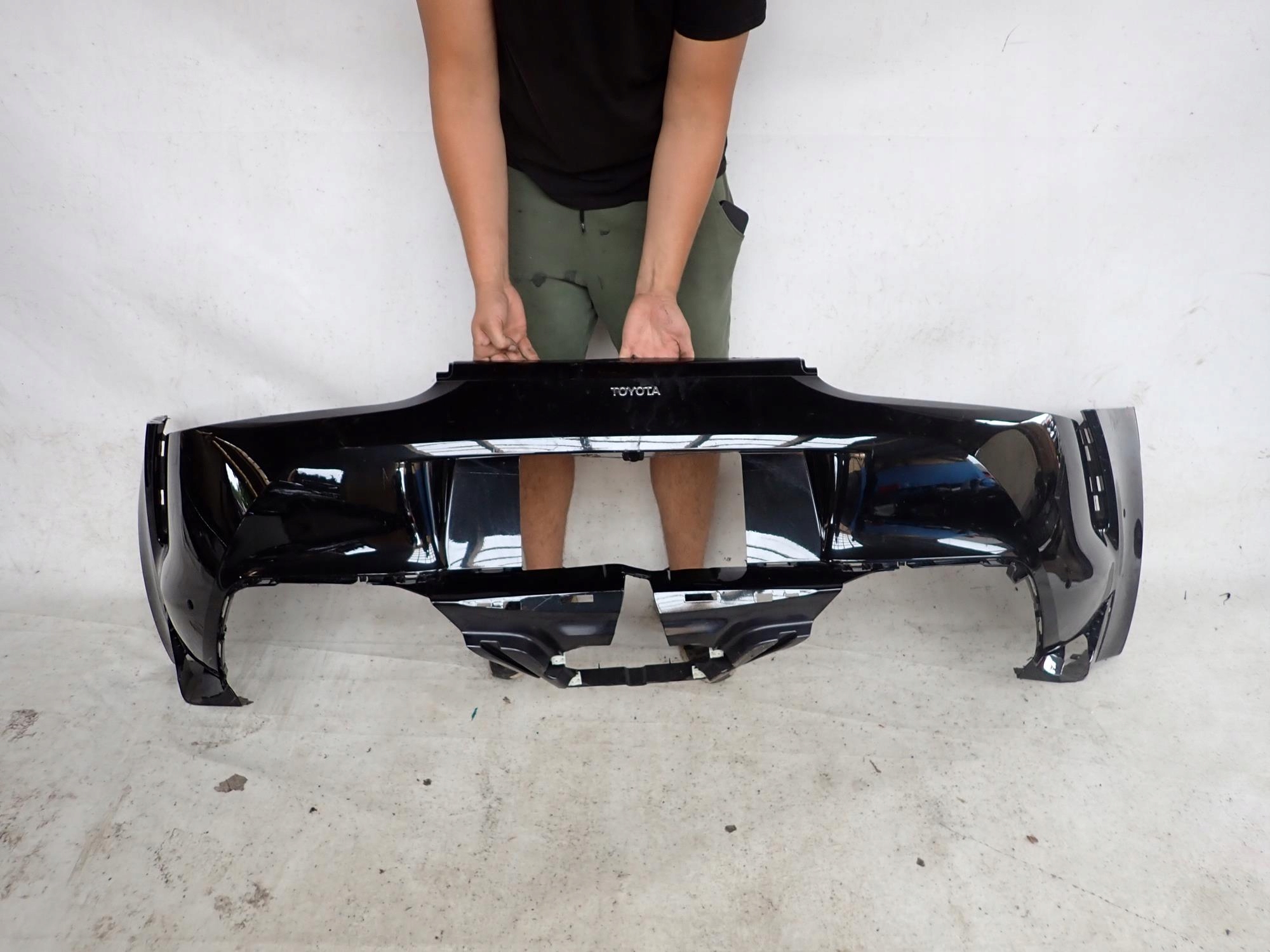 TOYOTA SUPRA V 5 19-> bumper rear part rear PDC