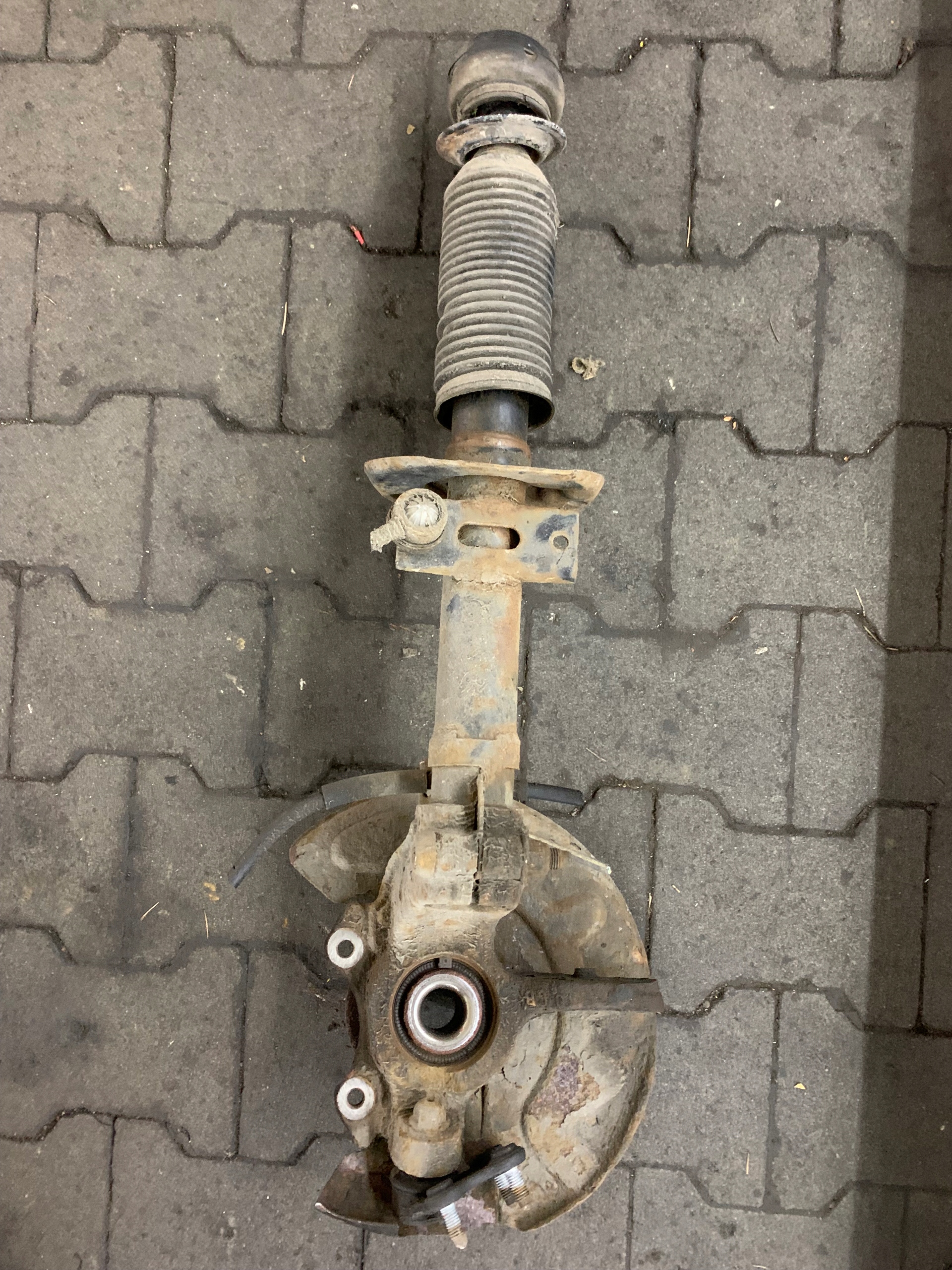 McPherson swing right front SKODA FABIA III 1.4 TDI 14-18