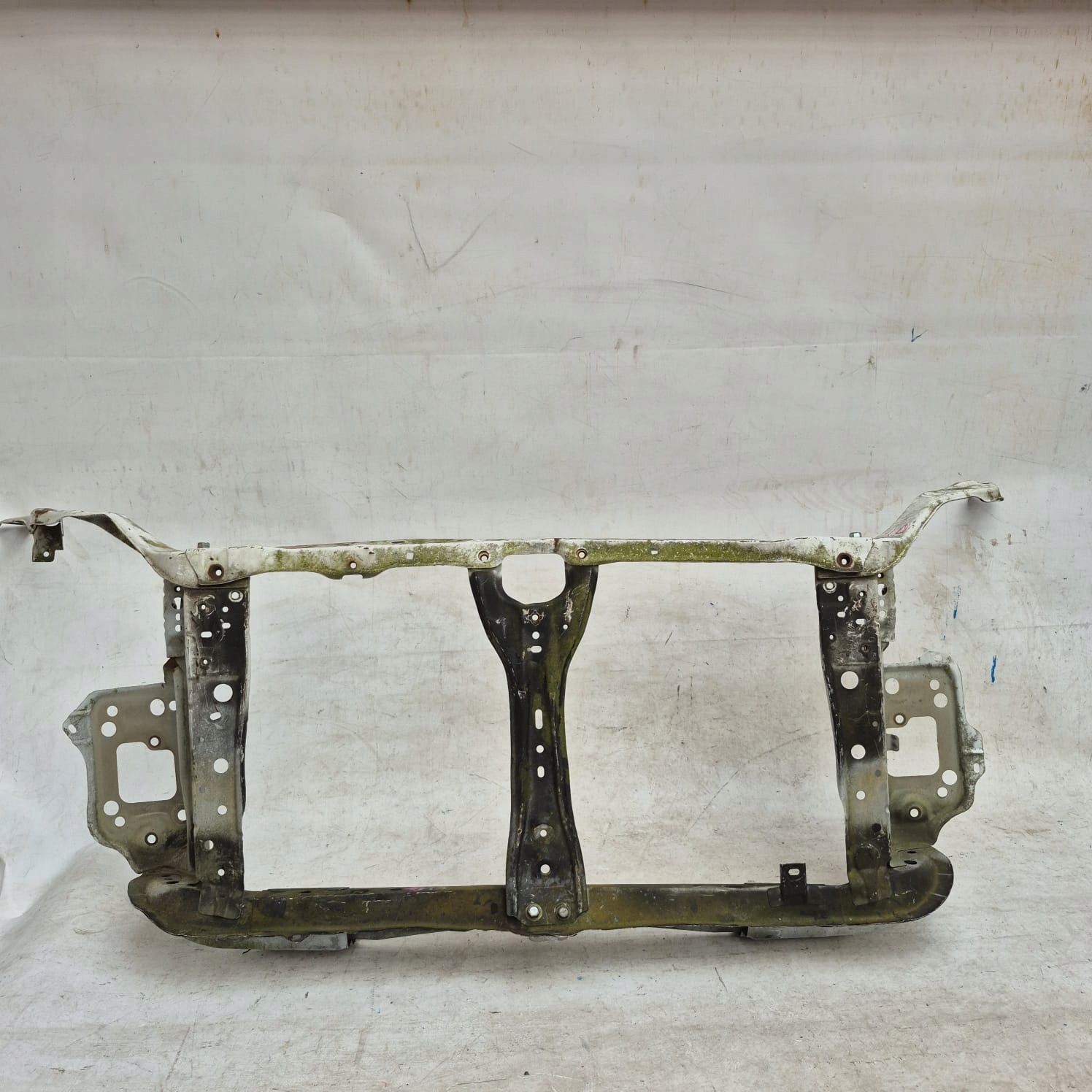 SUBARU LEGACY V 5 09-14 support panel for radiators pillar