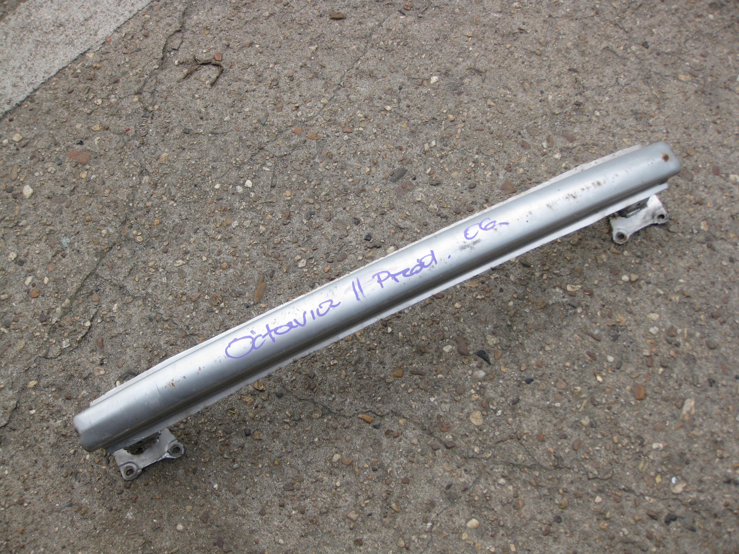 SKODA OCTAVIA II 2.0 TDI 06R bumper support rear part