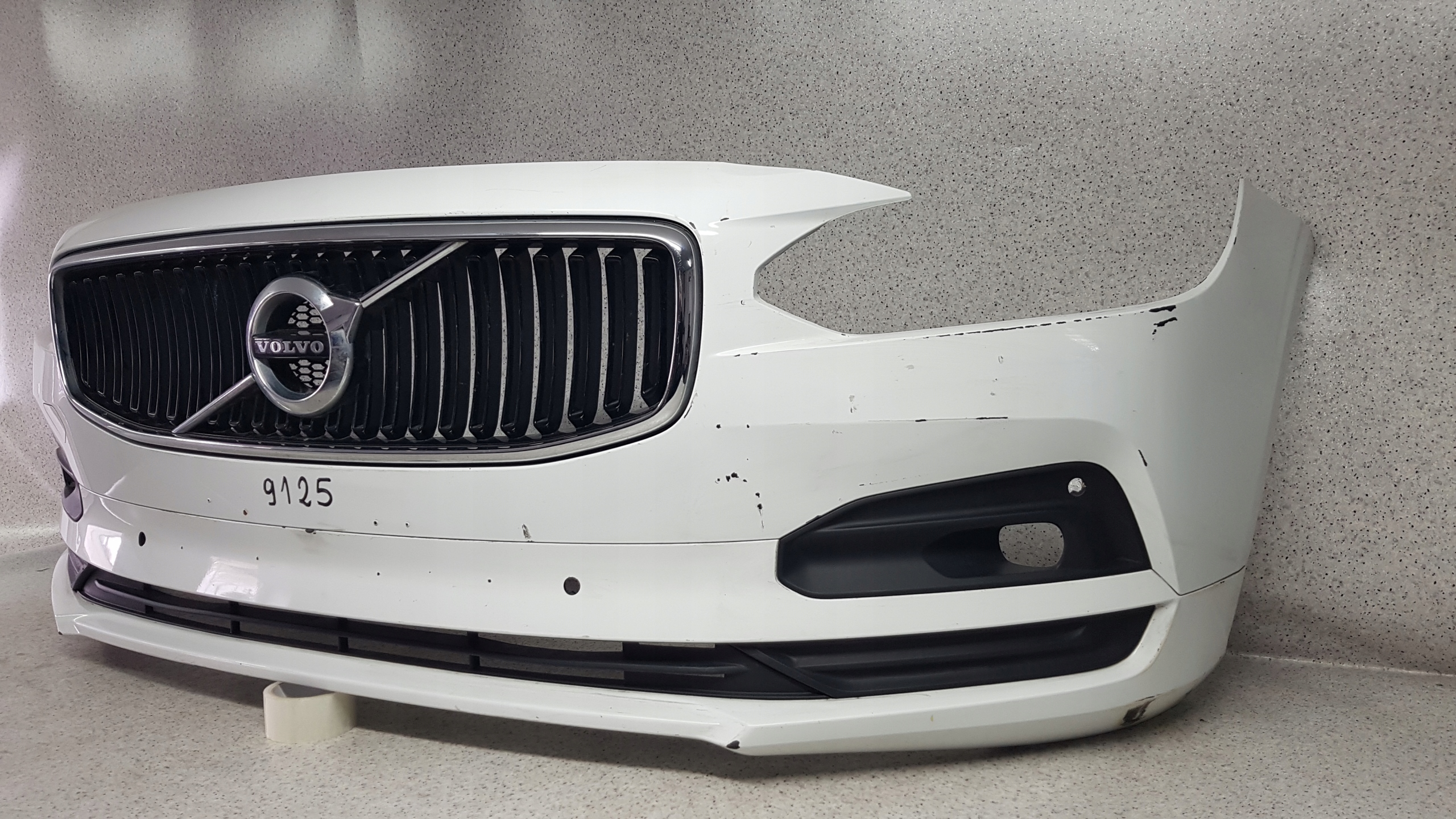 VOLVO V90 S90 2021 - bumper front 9125