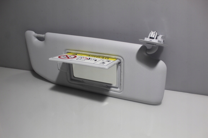 СОНЦЕЗАХИСНИЙ КОЗИРОК ПРАВИЙ OPEL CORSA F