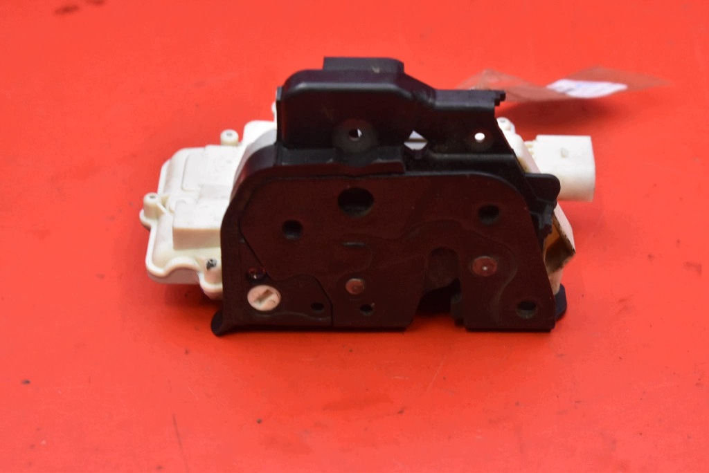 lock door right front front EU 4F1837016 AUDI A3 8P 3D LIFT 04-08