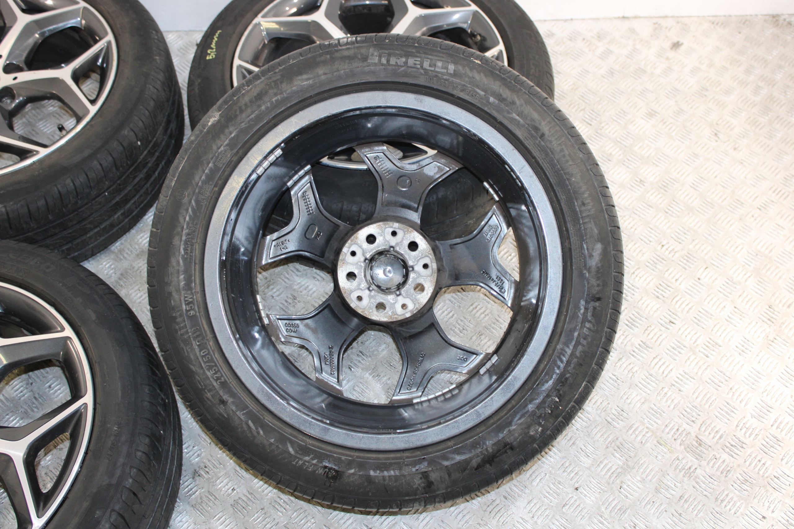 wheels discs disc 225/50 R18 BMW X1 F48