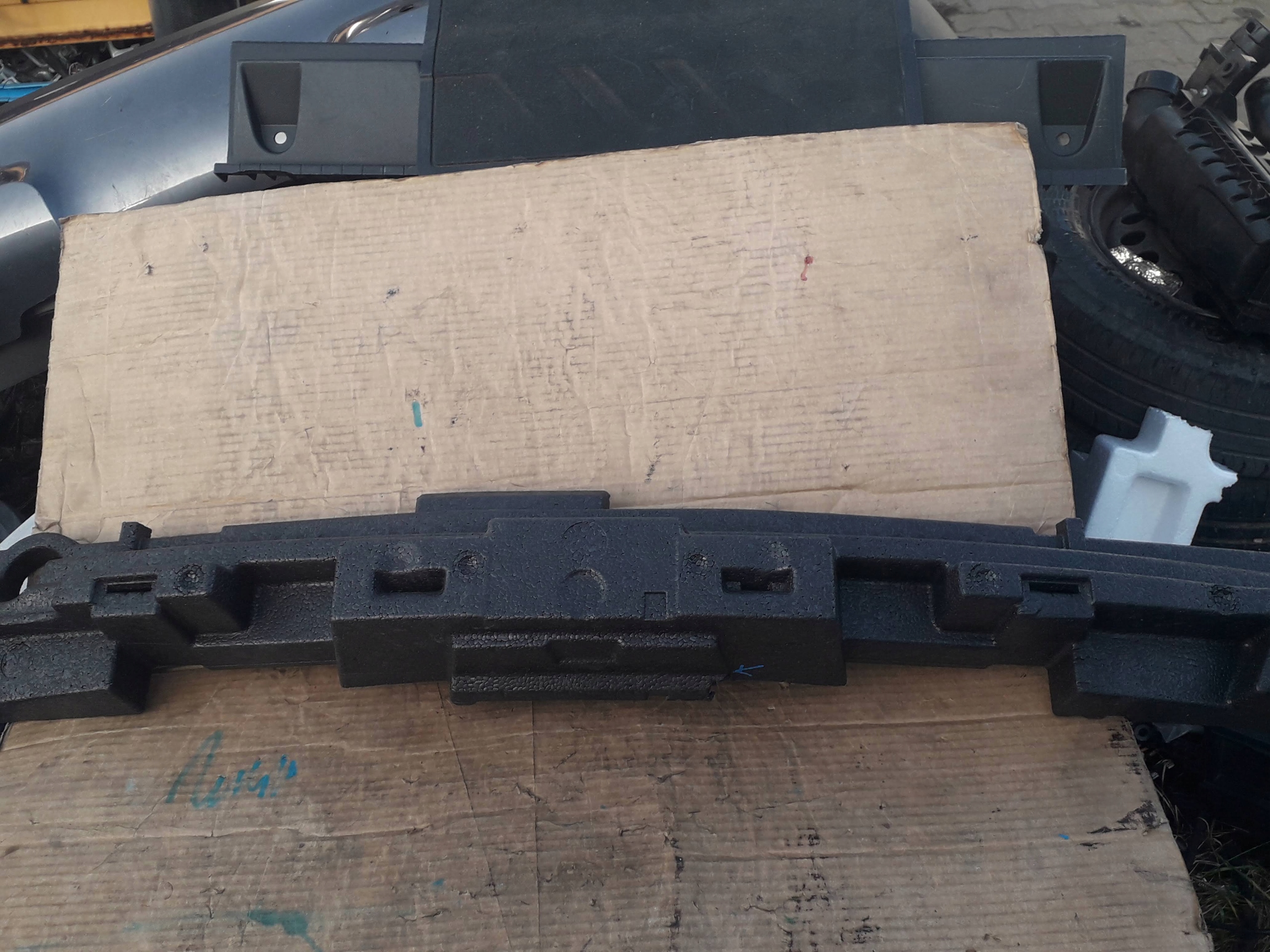 9825813980 - АМОРТИЗАТОР ПЕРЕДНЬОГО БАМПЕРА PEUGEOT 2008 II 19-