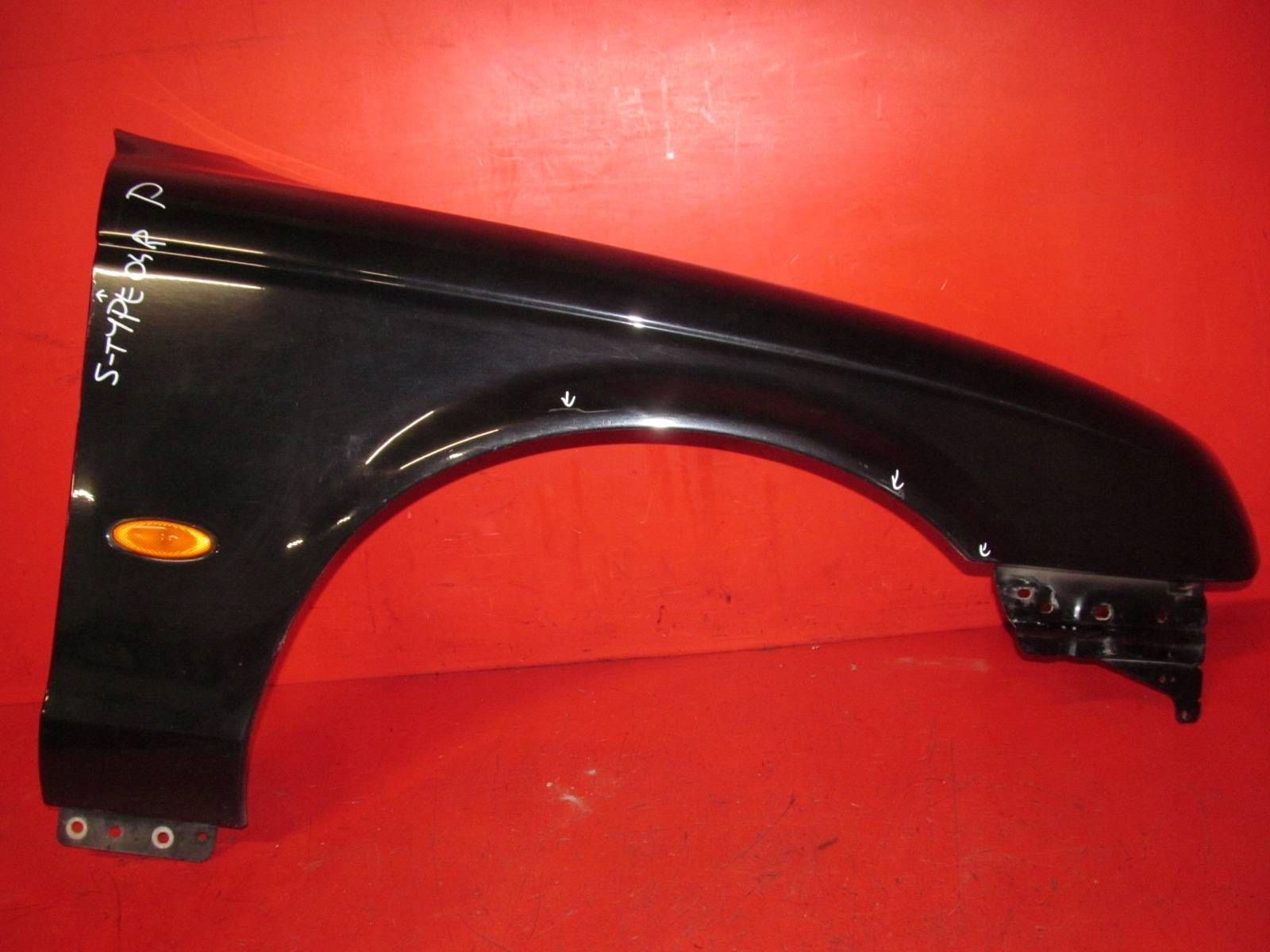 JAGUAR S-TYPE II X200 LIFT 04-07 fender right front front black PEF