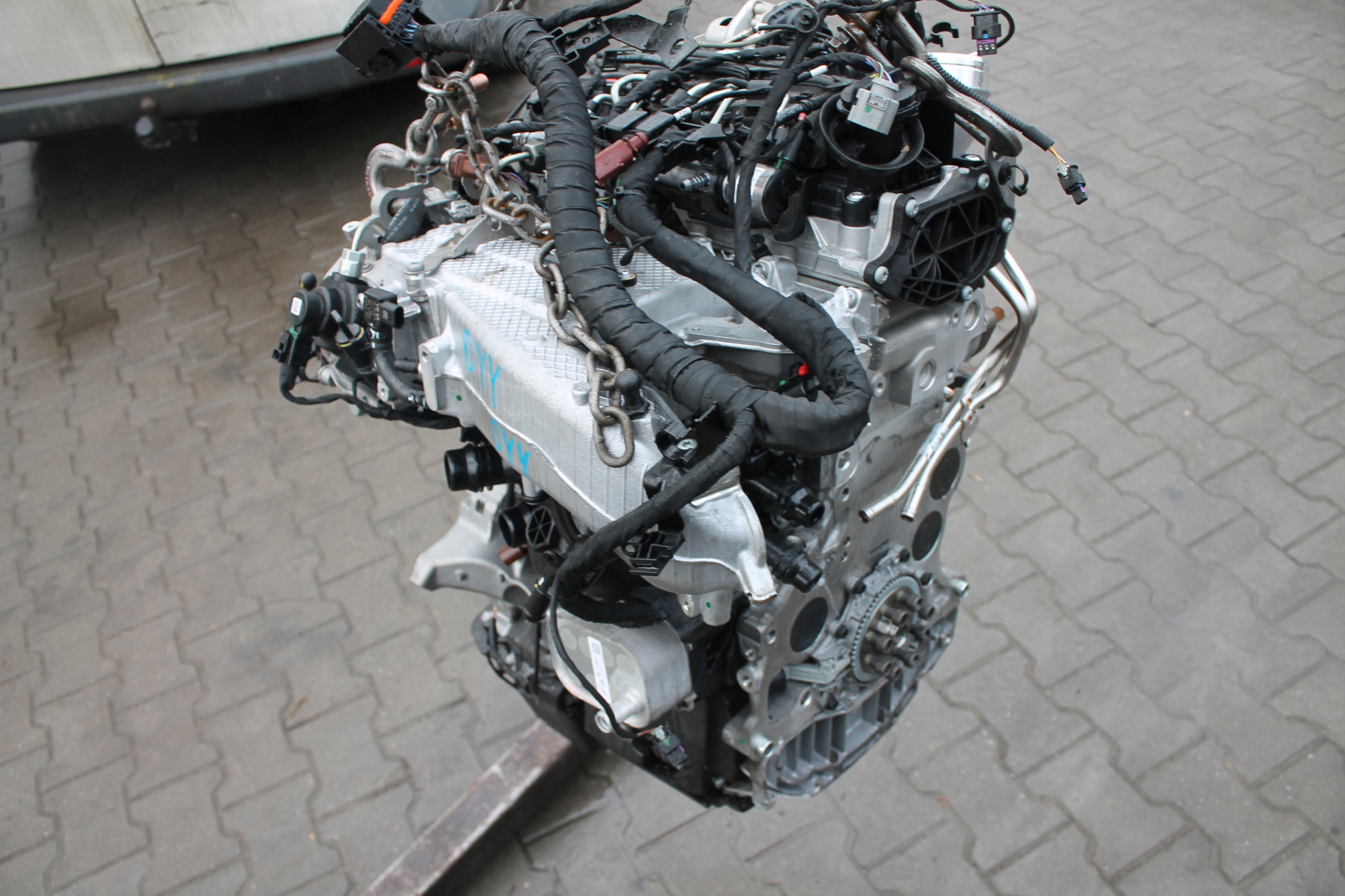 engine complete AUDI 2,0 TDI 10TYS KM DYY