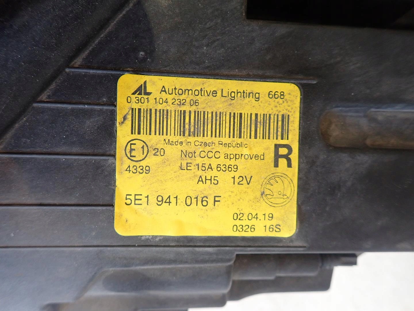 light front front right SKODA OCTAVIA III LIFT 2016- FULL LED 5E1941016F