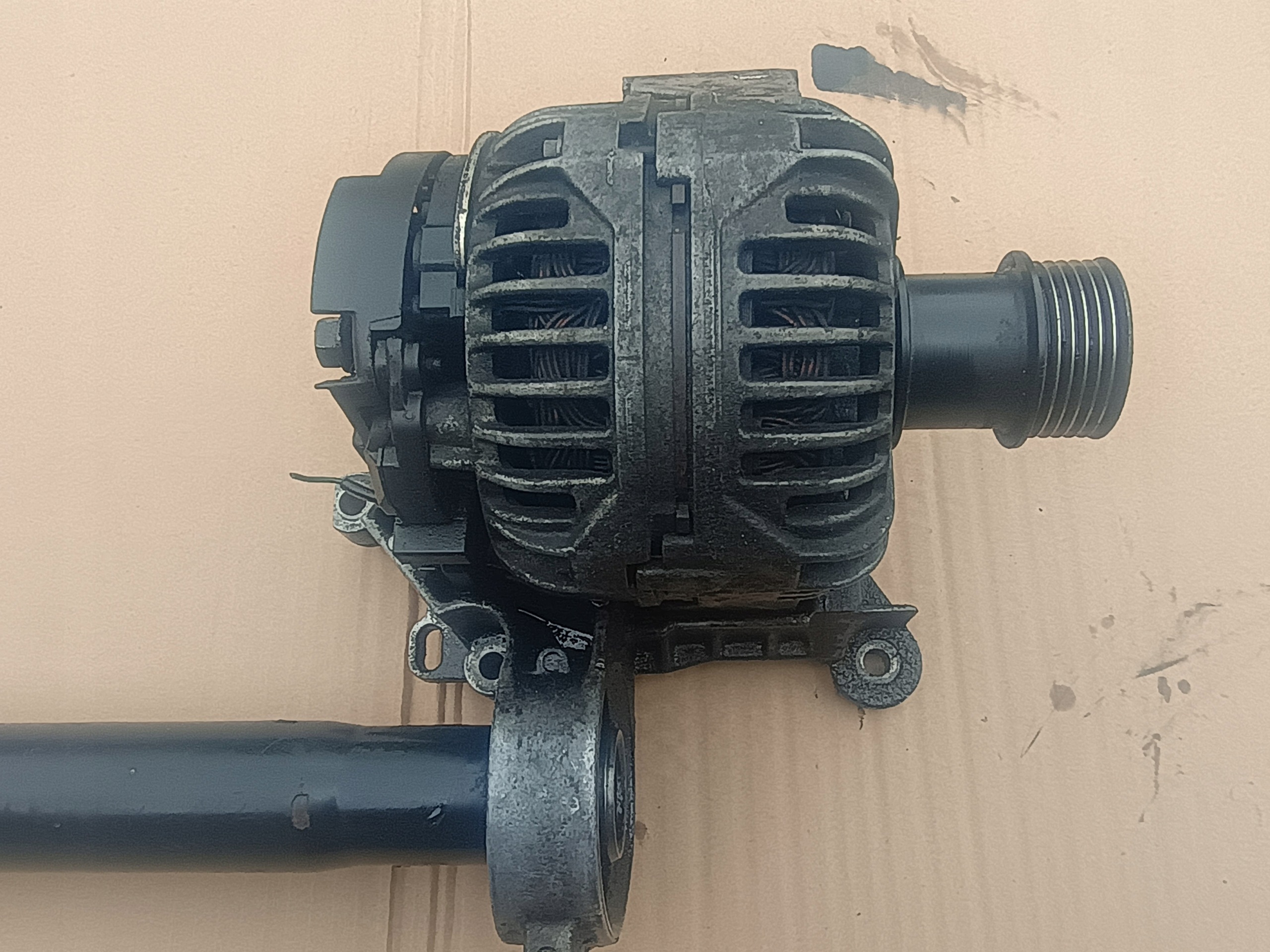 Alternateur 0124525016 SAAB 2.0 TURBO