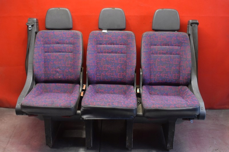 Комплект сидений второго ряда MERCEDES VITO W638