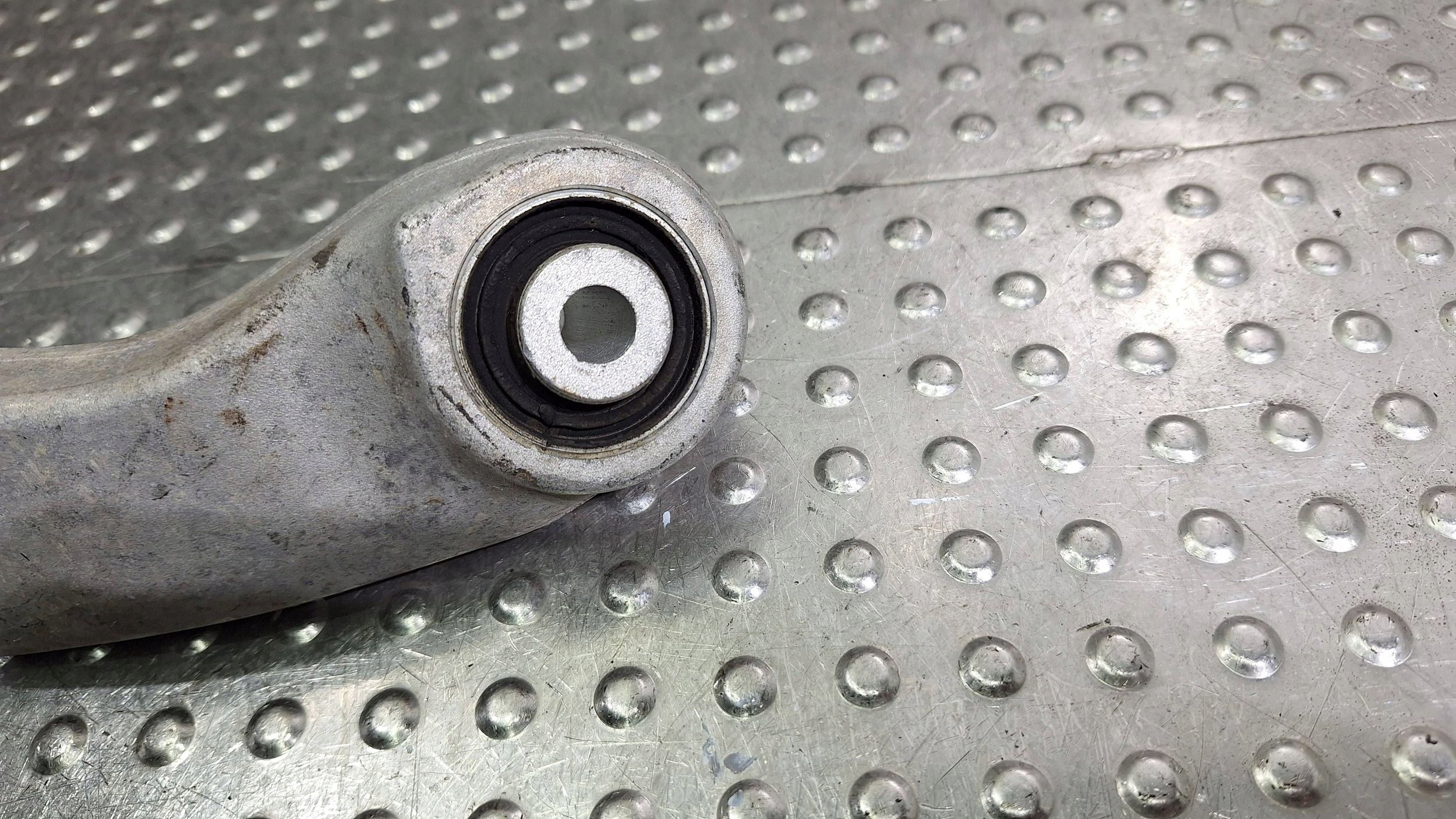Querlenker rechts heck 8K0505324H AUDI A4 B8 A5 8T A7 A6 C7 Q5 8R