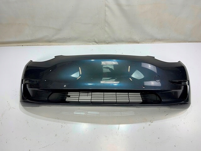 Zderzak przód przedni TESLA MODEL III 3