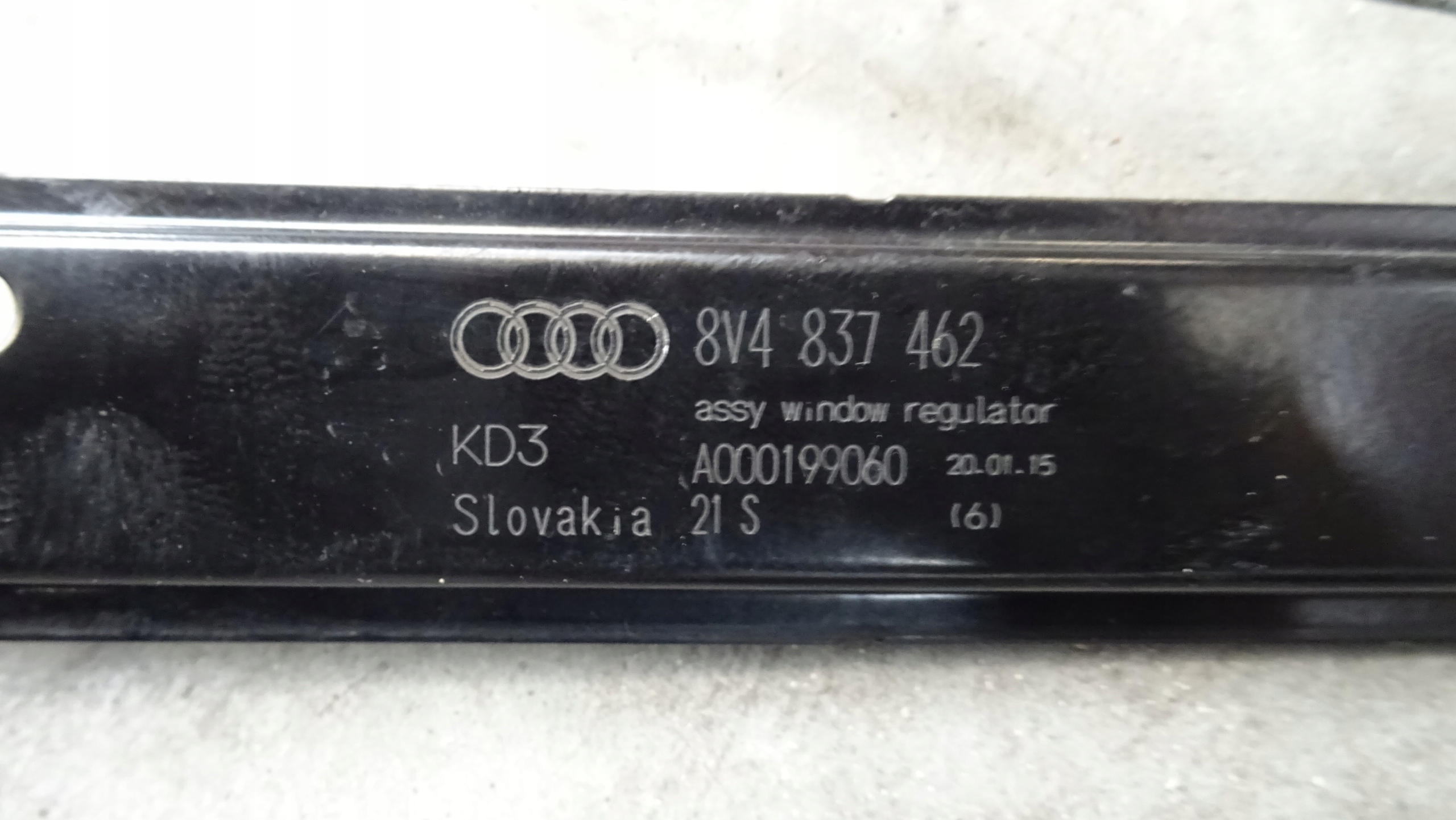 Audi A3 8V window regulator right front 8V4837462