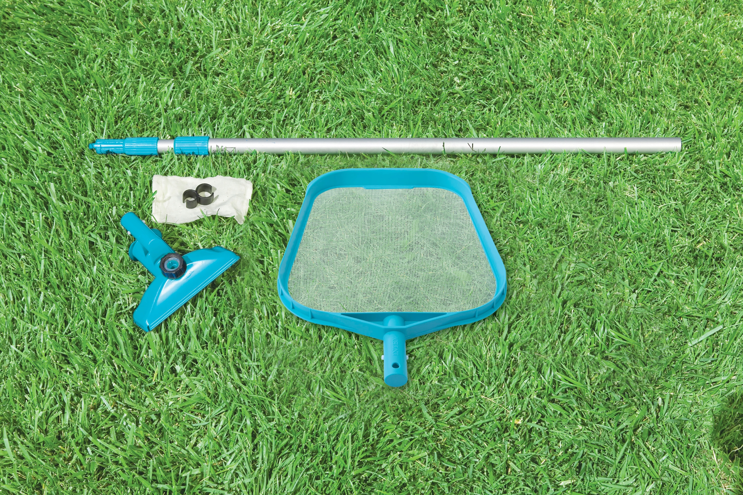 ZESTAW CZYSZCZENIA BASENU ODKURZACZ SIATKA INTEX EAN (GTIN) 8425998810226