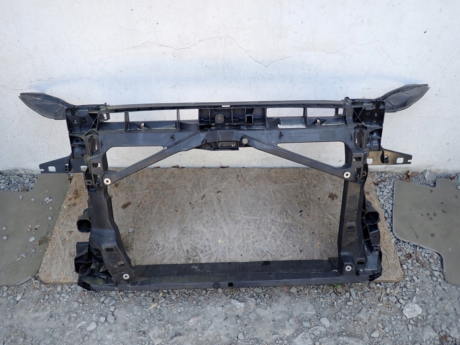 support panel for radiators pillar iron AUDI TT III 8S 8S8 14-23 8S8805594C