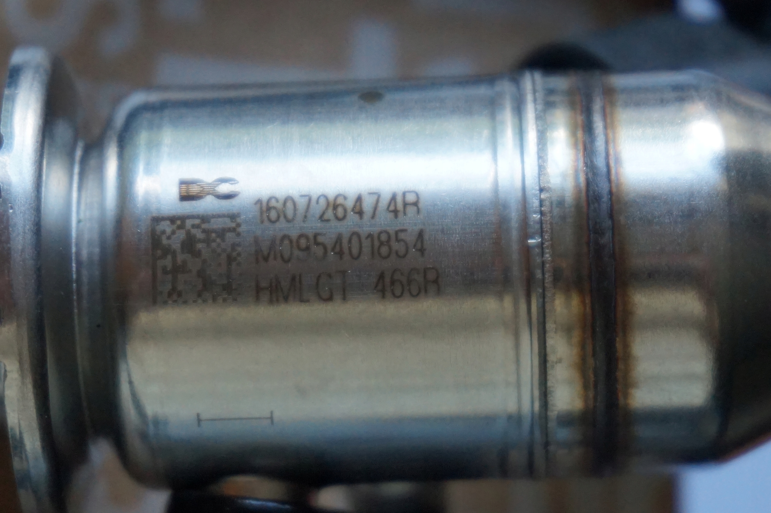 форсунка AdBlue r MASTER III 2.3 renault 160726474R