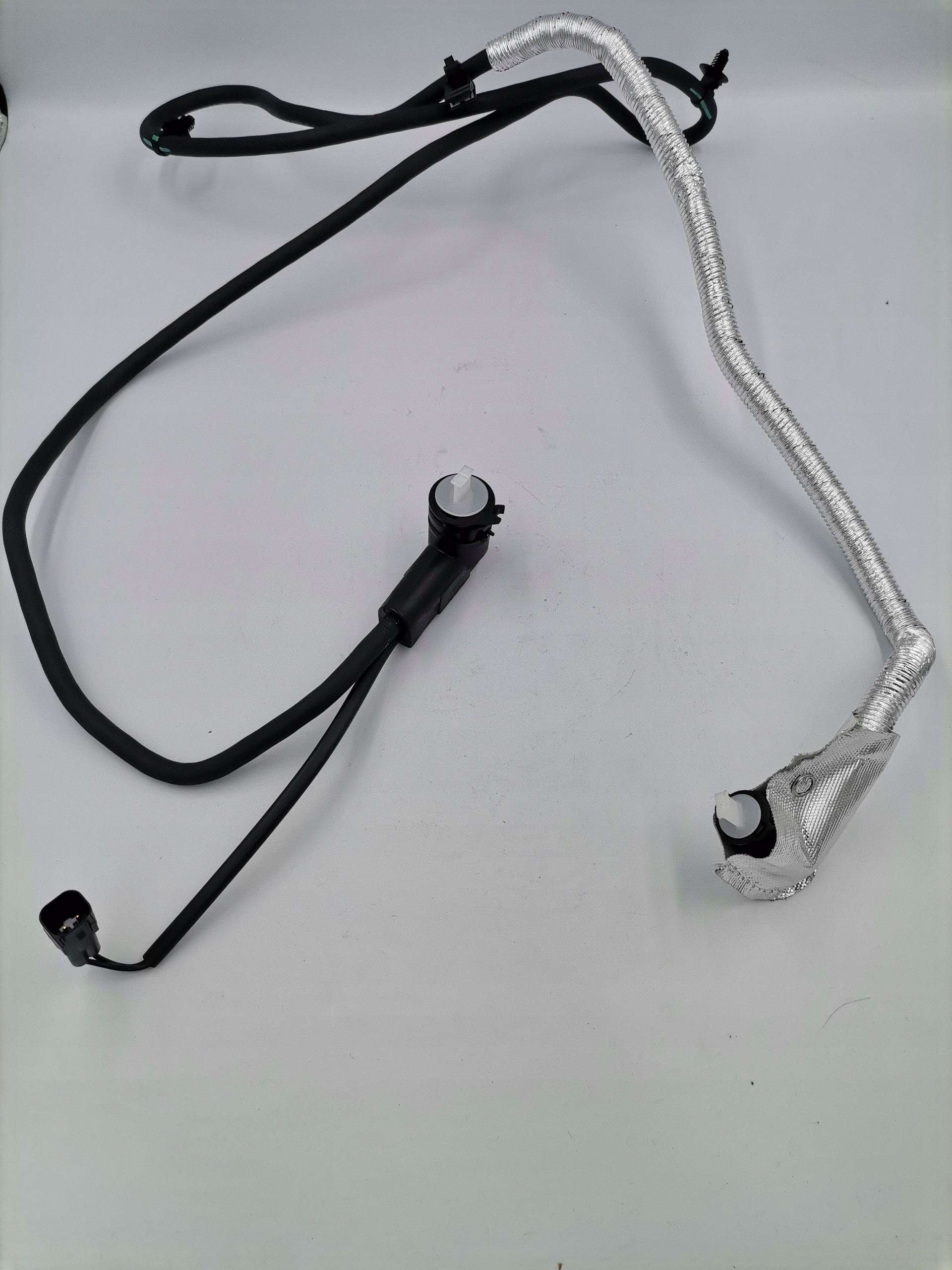 PRZEWOD ZBIORNIKA ADBLUE FORD TRANSIT CUSTOM 2 0 Part number 2035156 GK21 5J249 AC GK215J249AB GK215J249AC GK21 5J249 AB