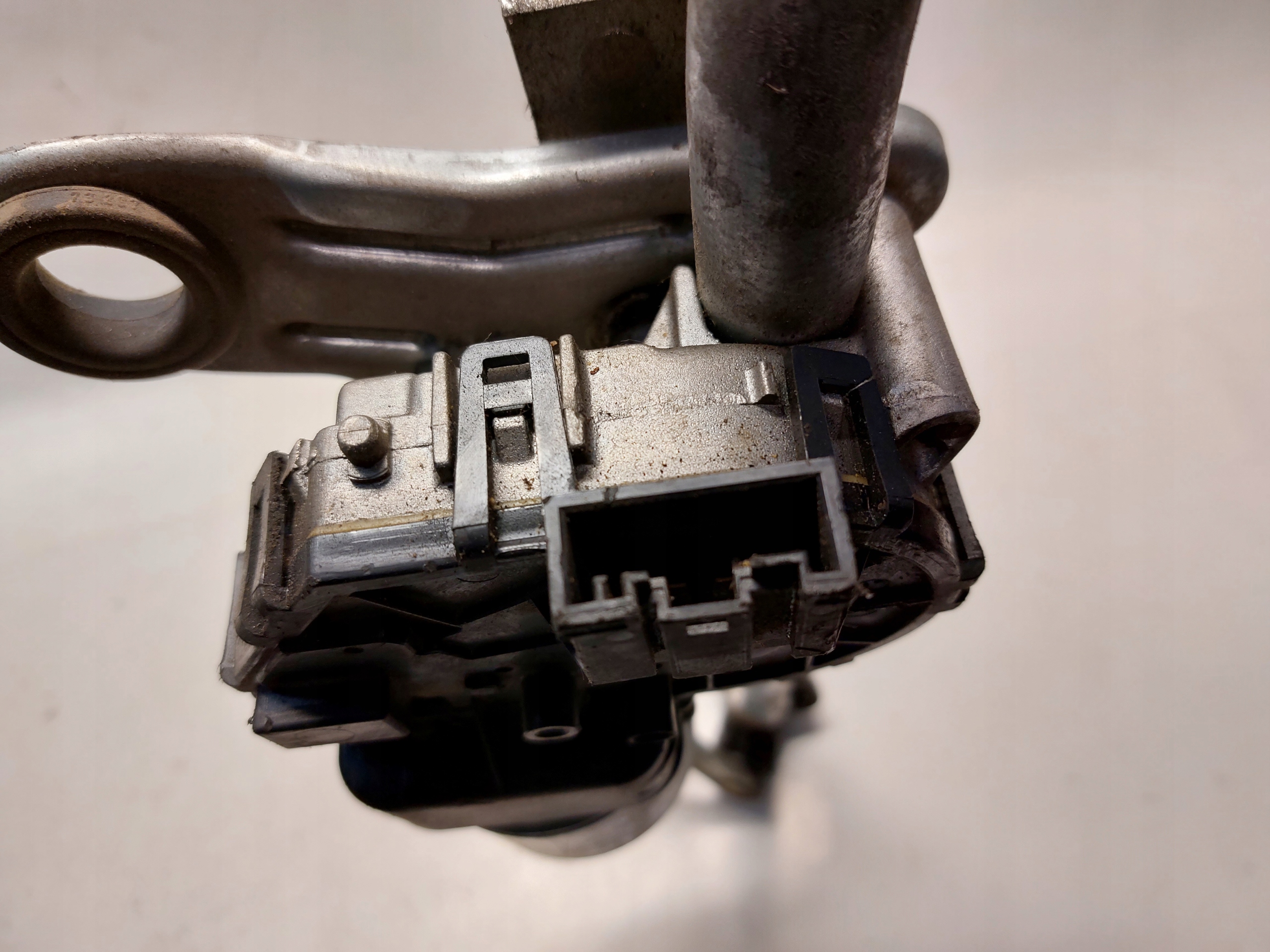 Wischergestänge vorne BMW SERIA 3 E46 FL