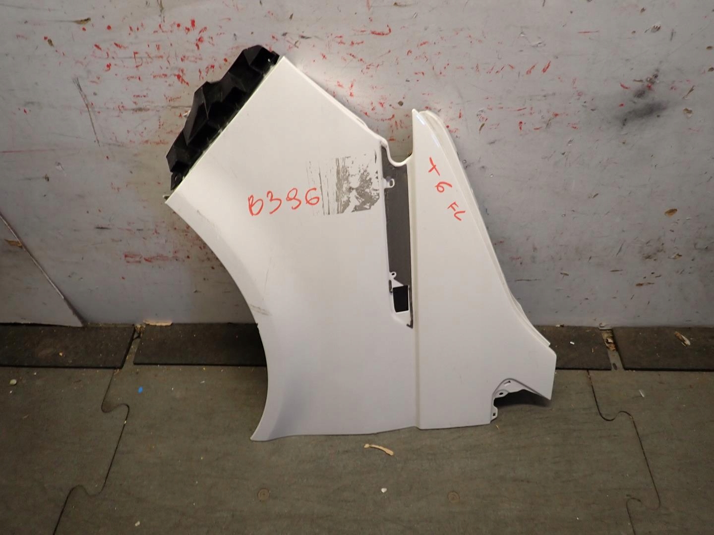 fender front front left VW T6 LIFT 2019- 7LA