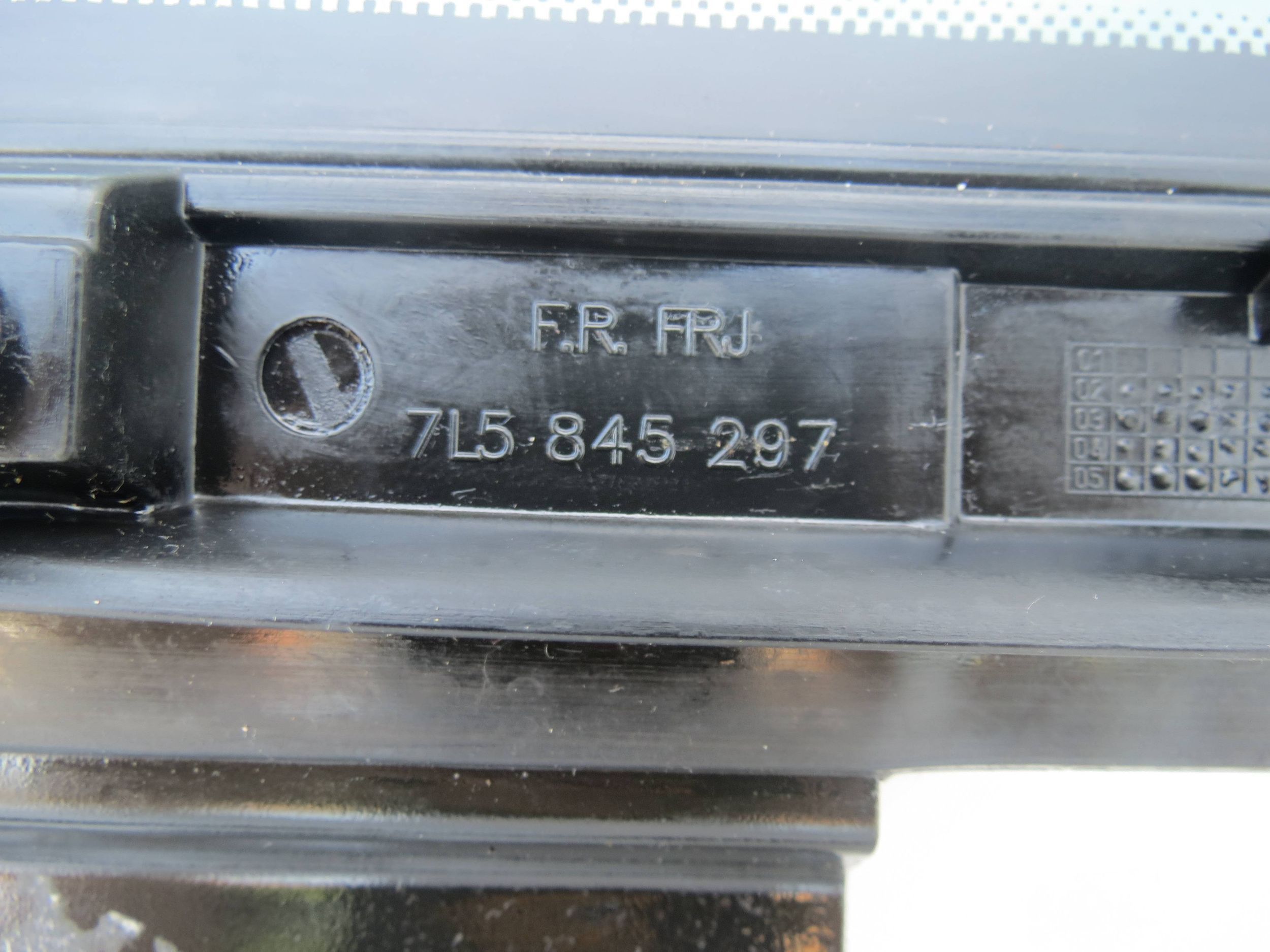 window bodywork left rear part PORSCHE CAYENNE 7L5845297