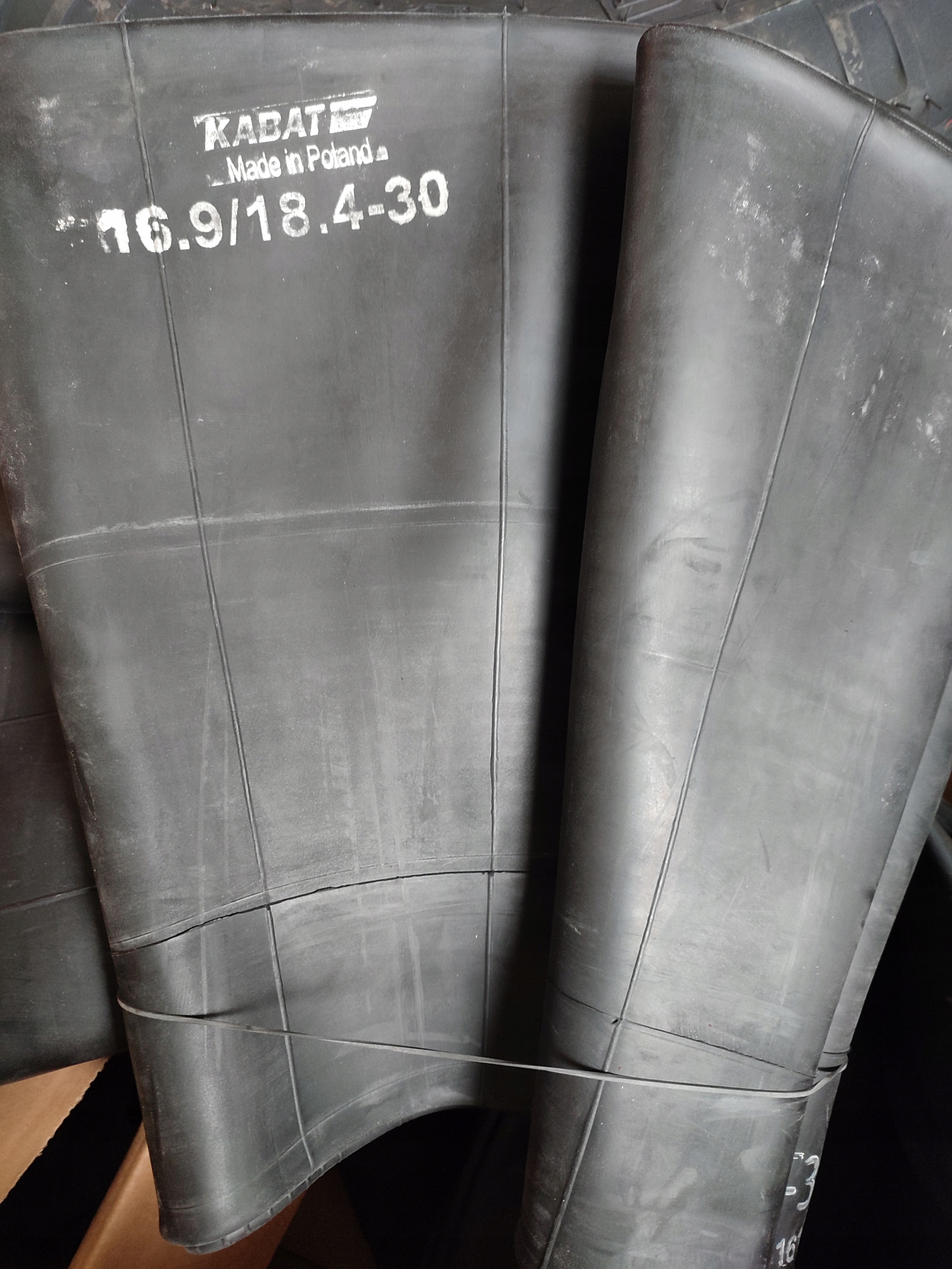 ВНУТРЕННЯЯ ТРУБКА 16.9/18.4-30 TR218A