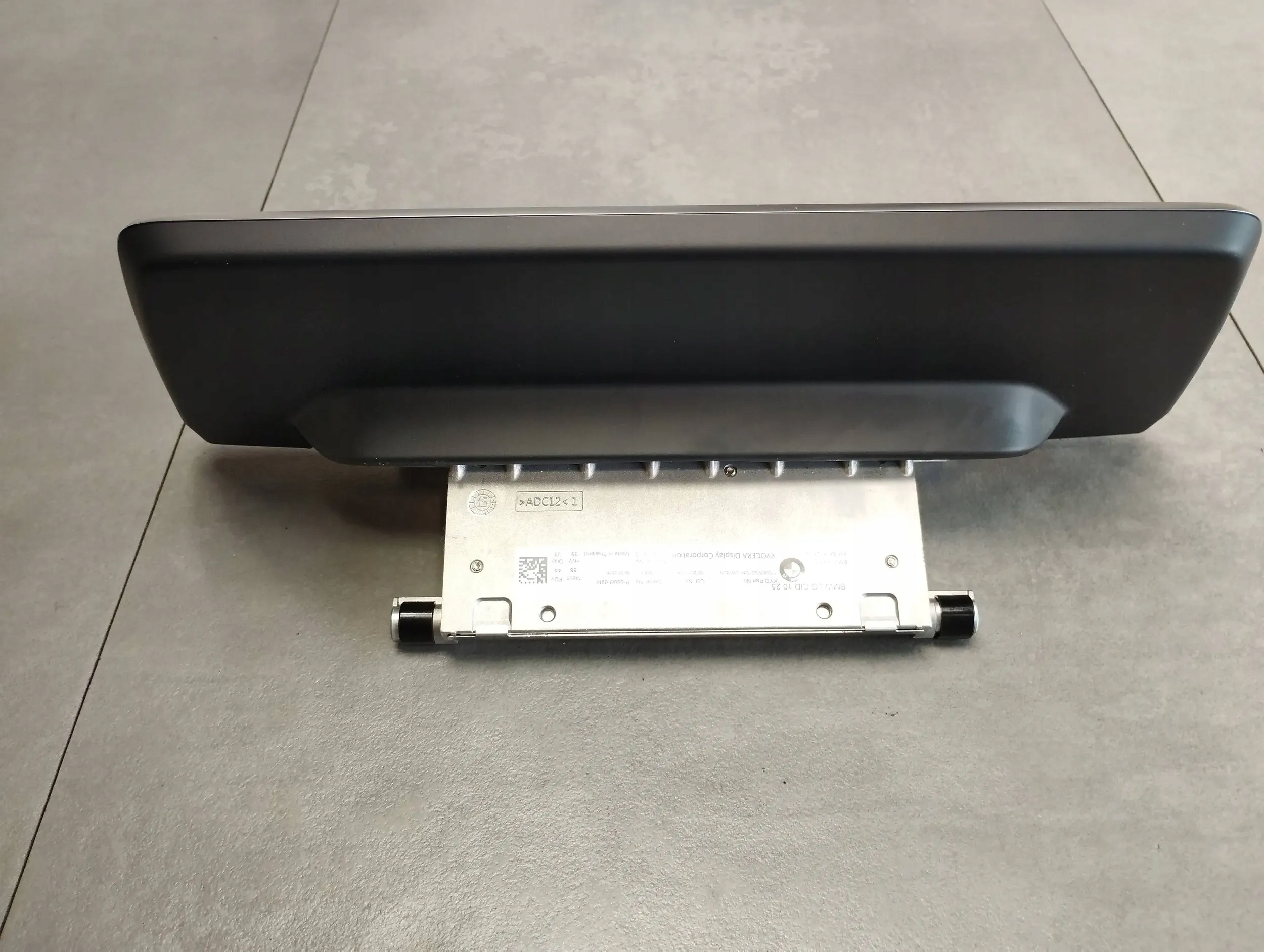BMW 7 G11 G12 display navigation devices 6805326