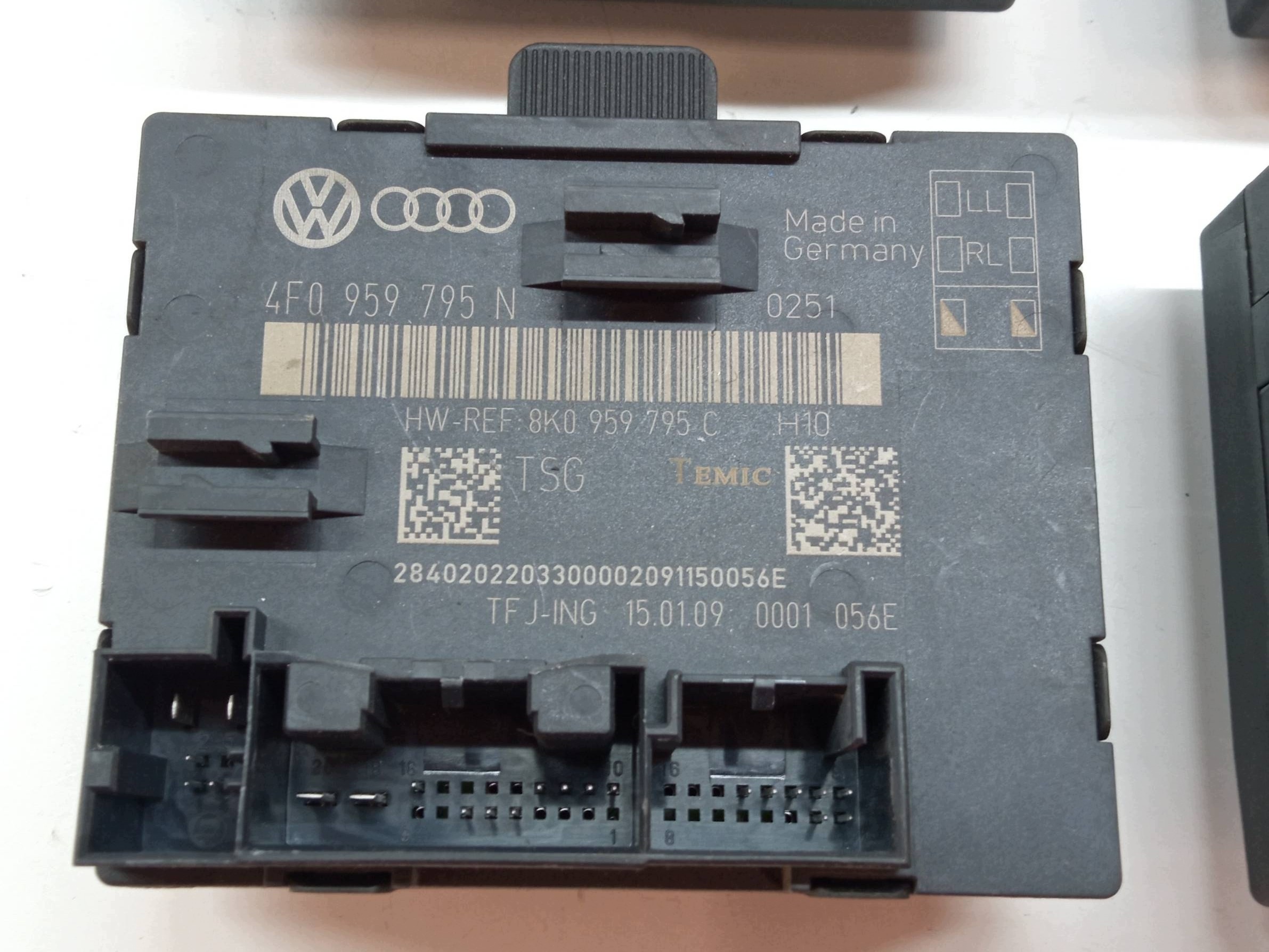 module door front rear part KOMPLET 8K0959793E 8K0959792E 4F0959795N Audi A4 B8