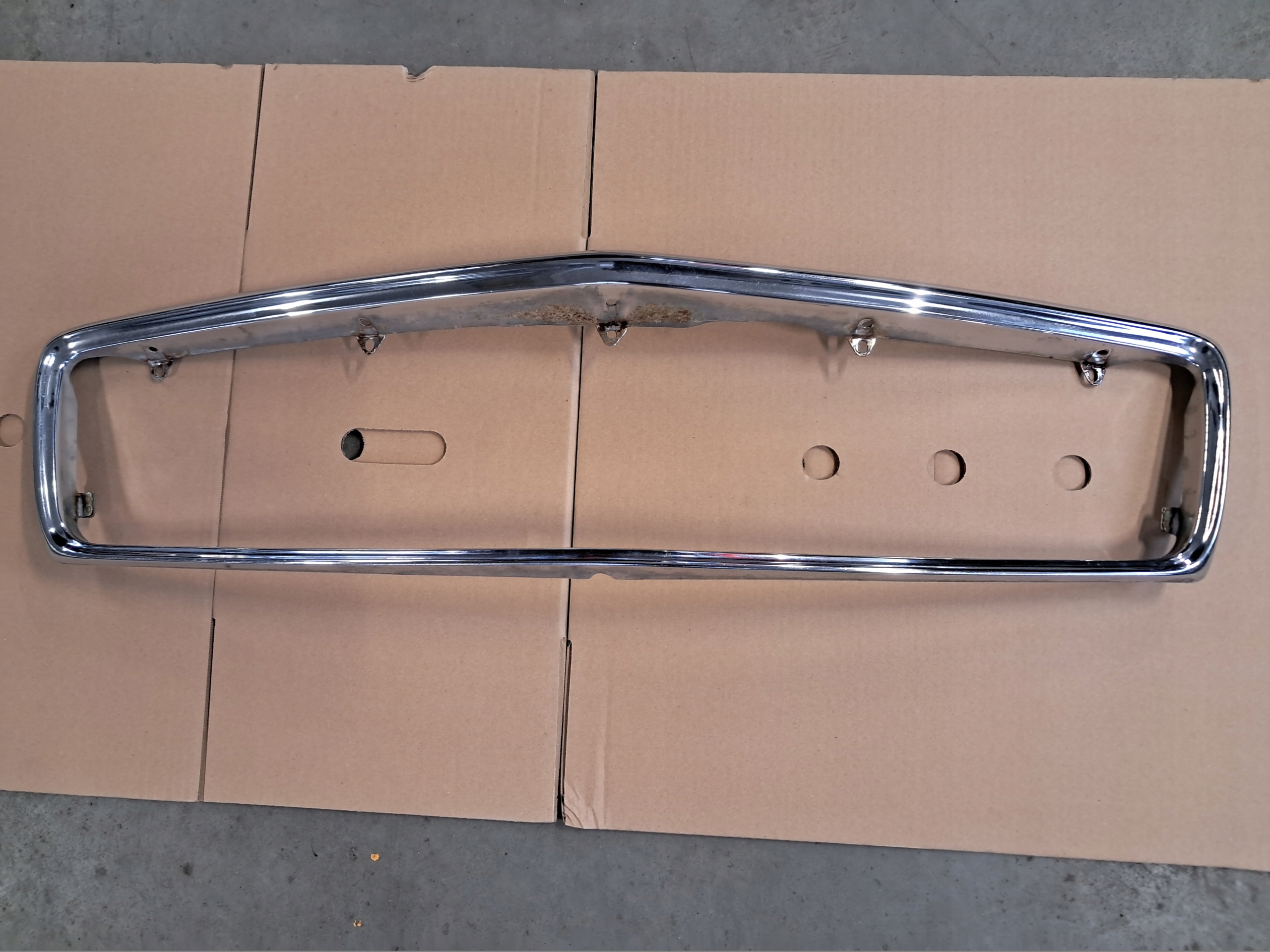 Grille MERCEDES 107 SL SLC 1078880215