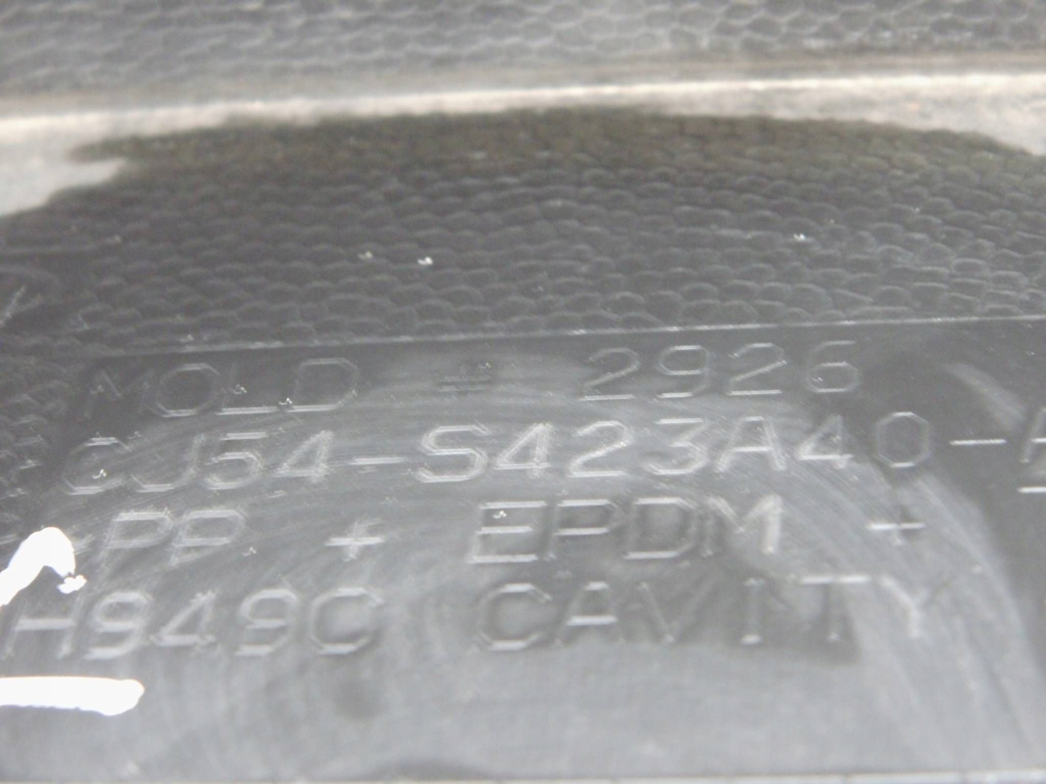 Ford Kuga II MK2 Couverture Moulage Couverture de lhayon Arrière