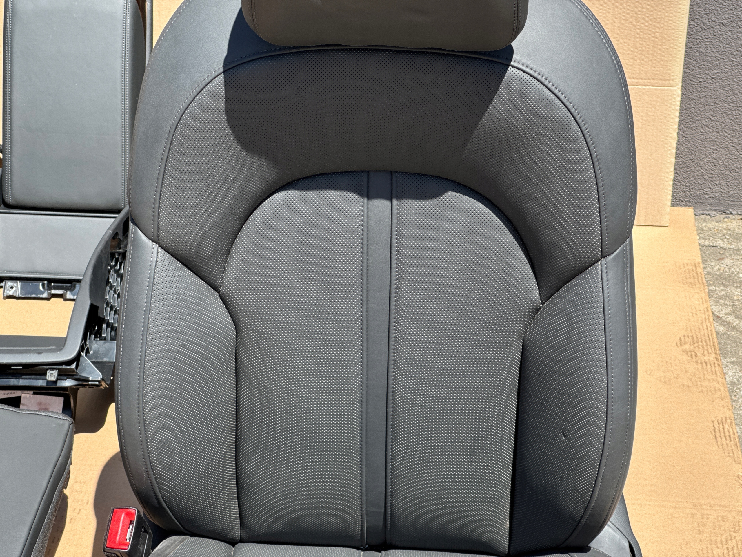 Audi A8 D4 Sitz Sitze schwarze wentylowane z masazem komplet