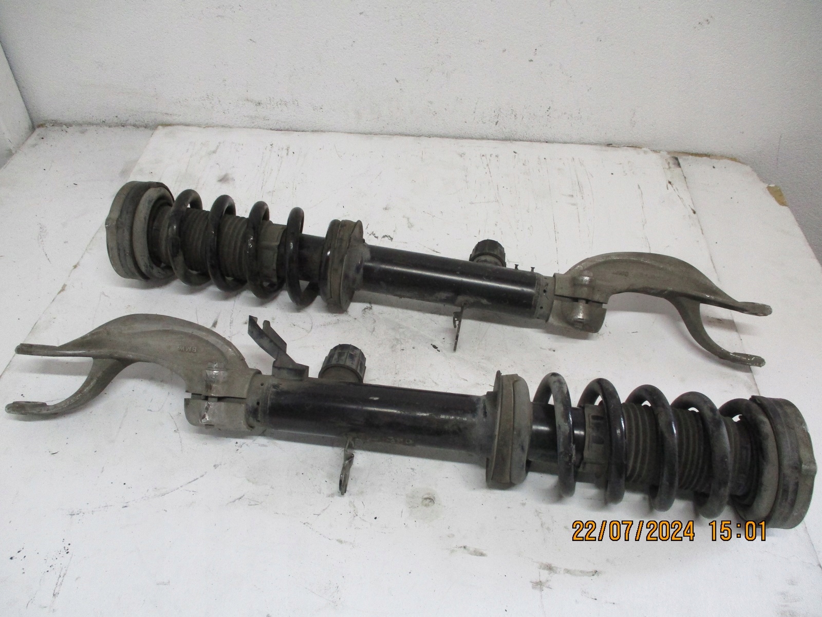 AMOR shock absorber left BMW X6 G06 6896439 front front