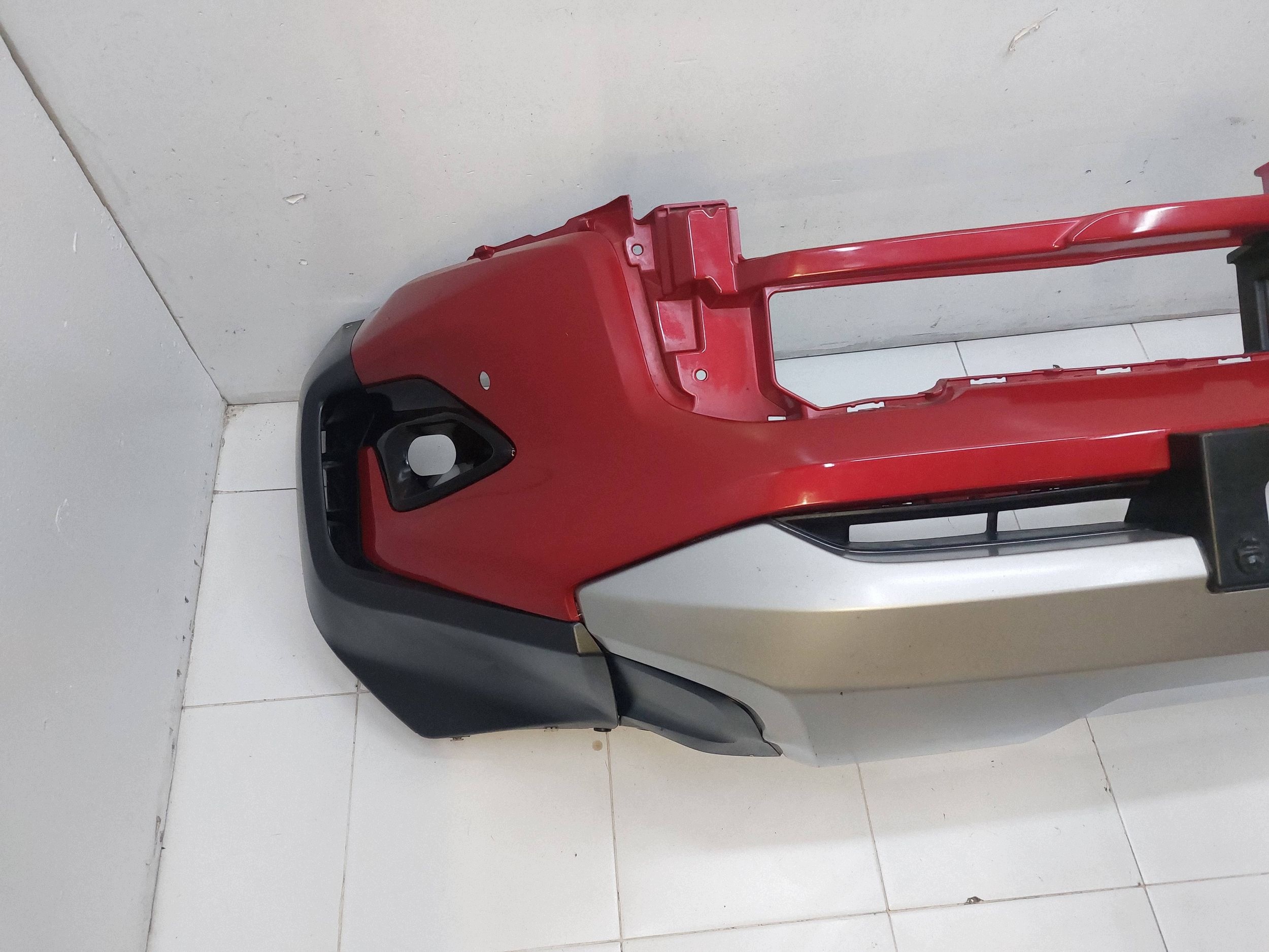 TOYOTA HILUX IX 9 GR SPORT 2025 -> bumper front front