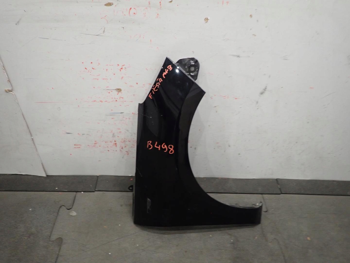 fender front front right FORD FIESTA MK8 2017