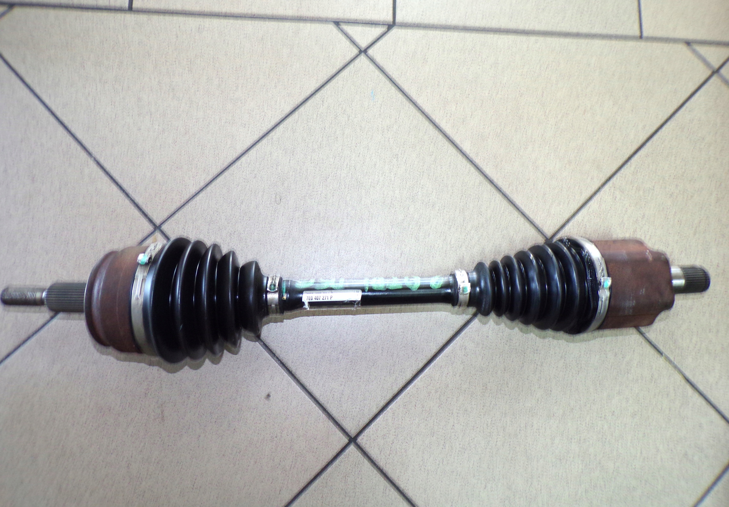 VW T5 T6 2.0TDI AUTOMAT DSG semi-axis left originál small PRZEBIEG