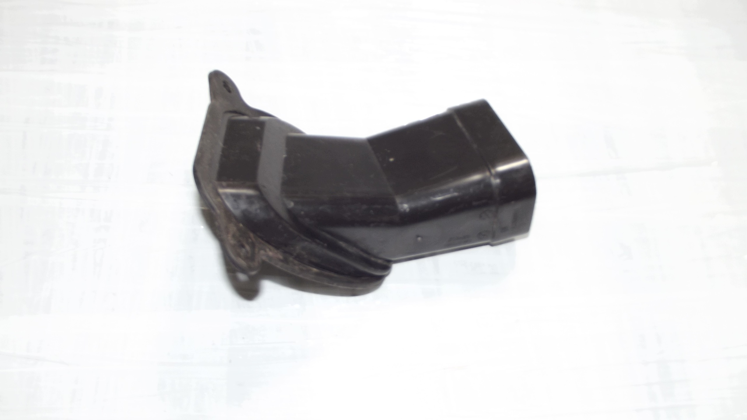Opel Astra IV J steering wheel, intake air 1051672S01
