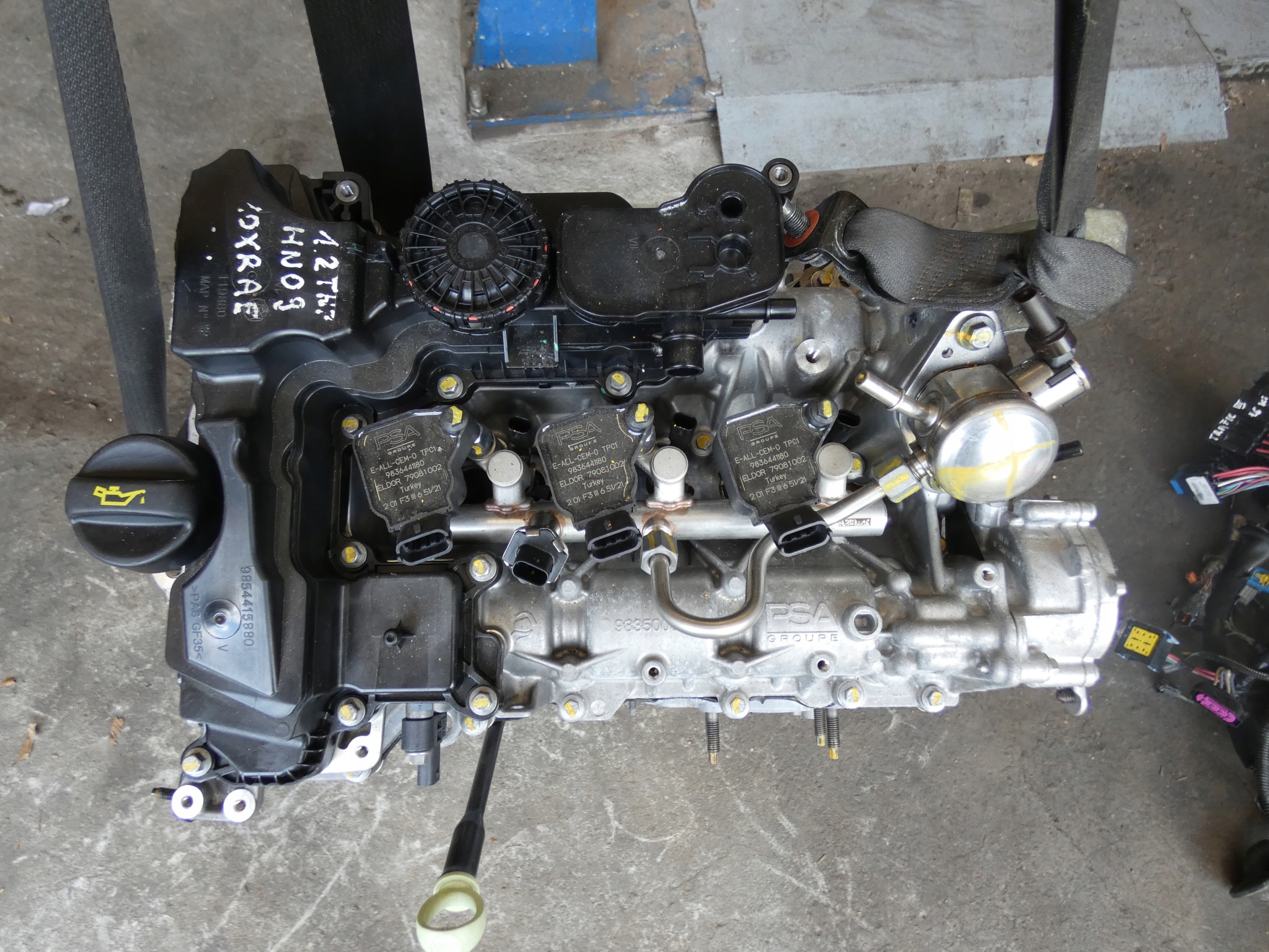 PEUGEOT 308 T10 1.2 THP engine complete 10XRAE HN09