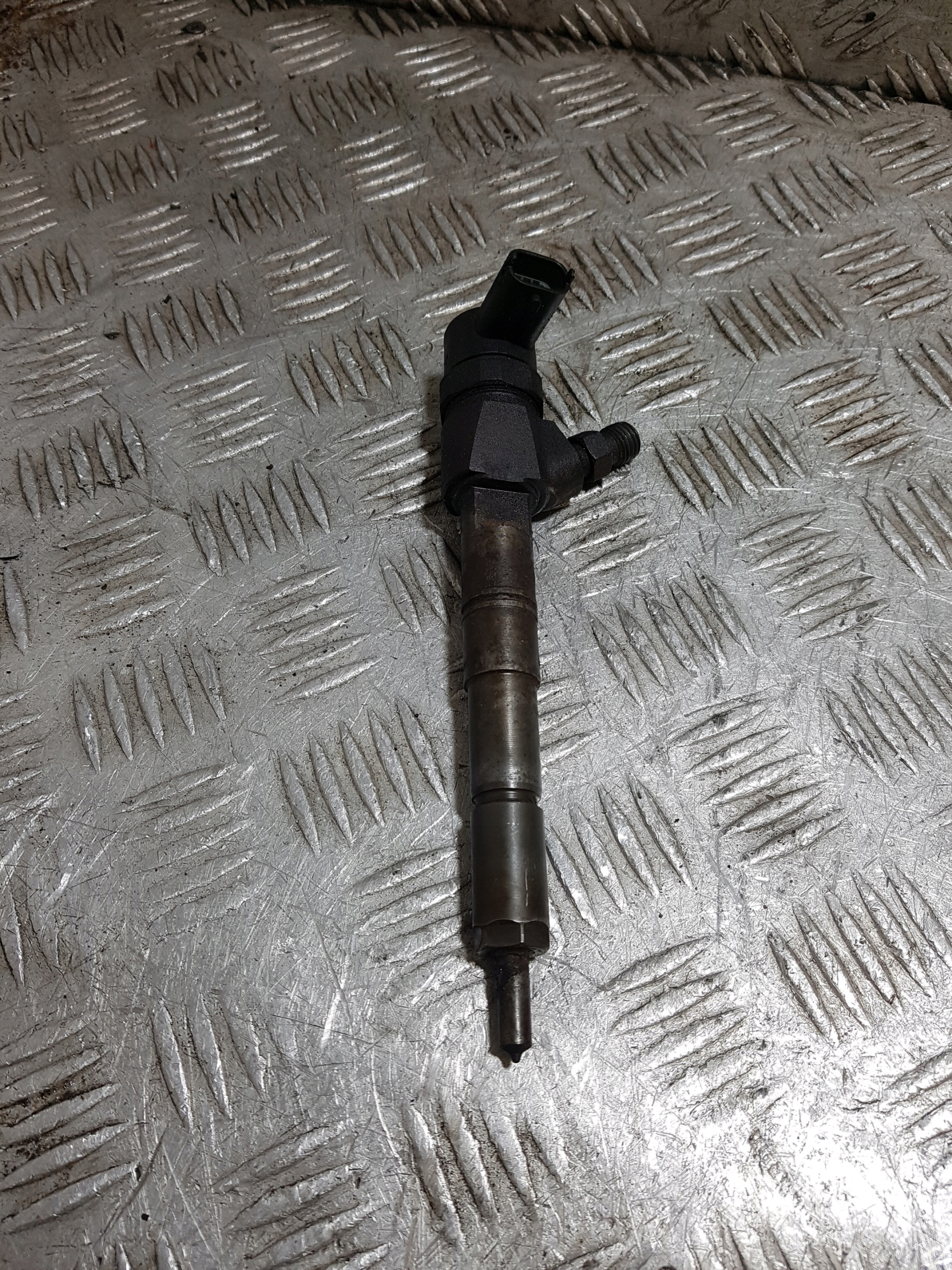 nozzle injector OPEL ASTRA H 0445110159