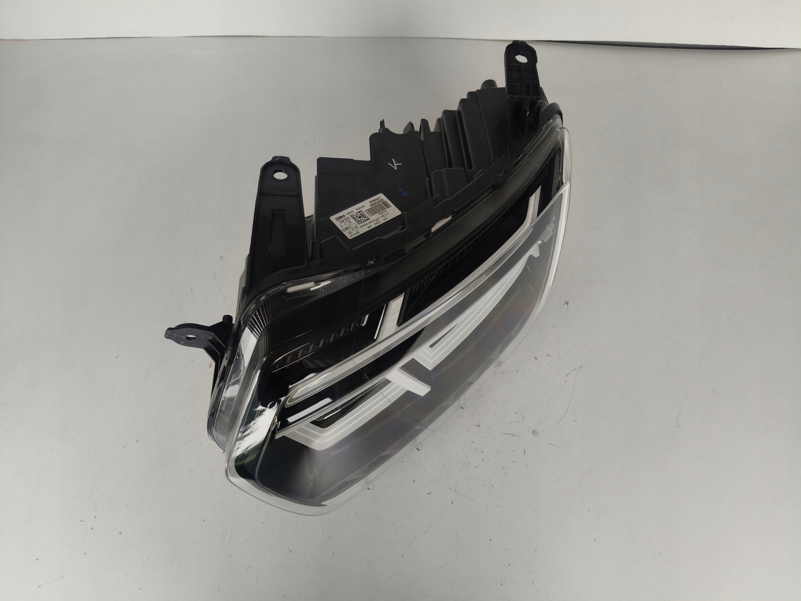 light left REFLEKTOR DACIA DUSTER II 21- LIFT FULL LED