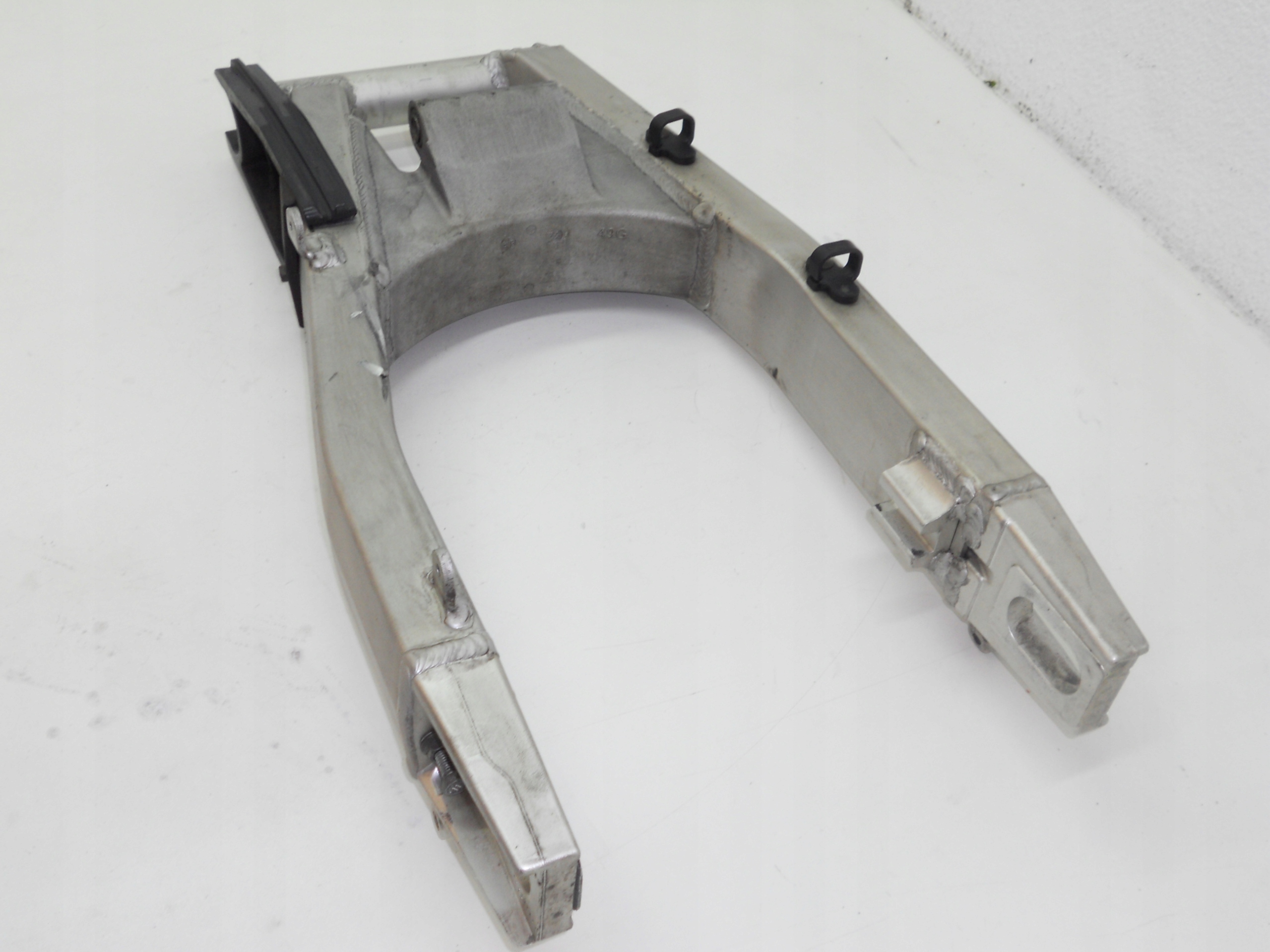 SUZUKI GSF 1200S BANDIT (06-07) WAHACZ ZAWIESZENIE TYŁ ORYGINAŁ Producent Suzuki OE