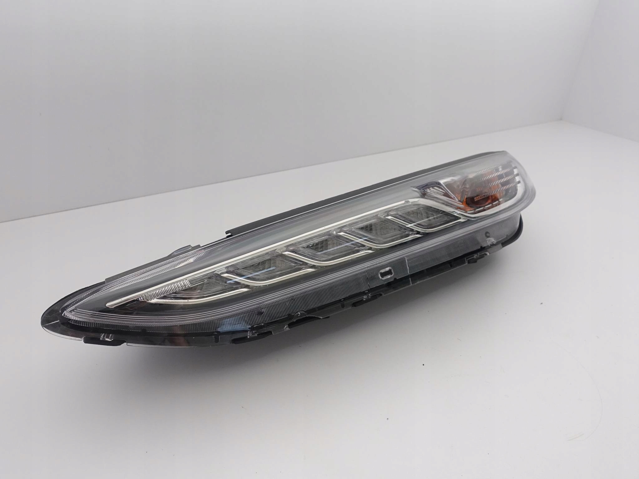 HYUNDAI KONA 17-20 light DRL LED left EU front