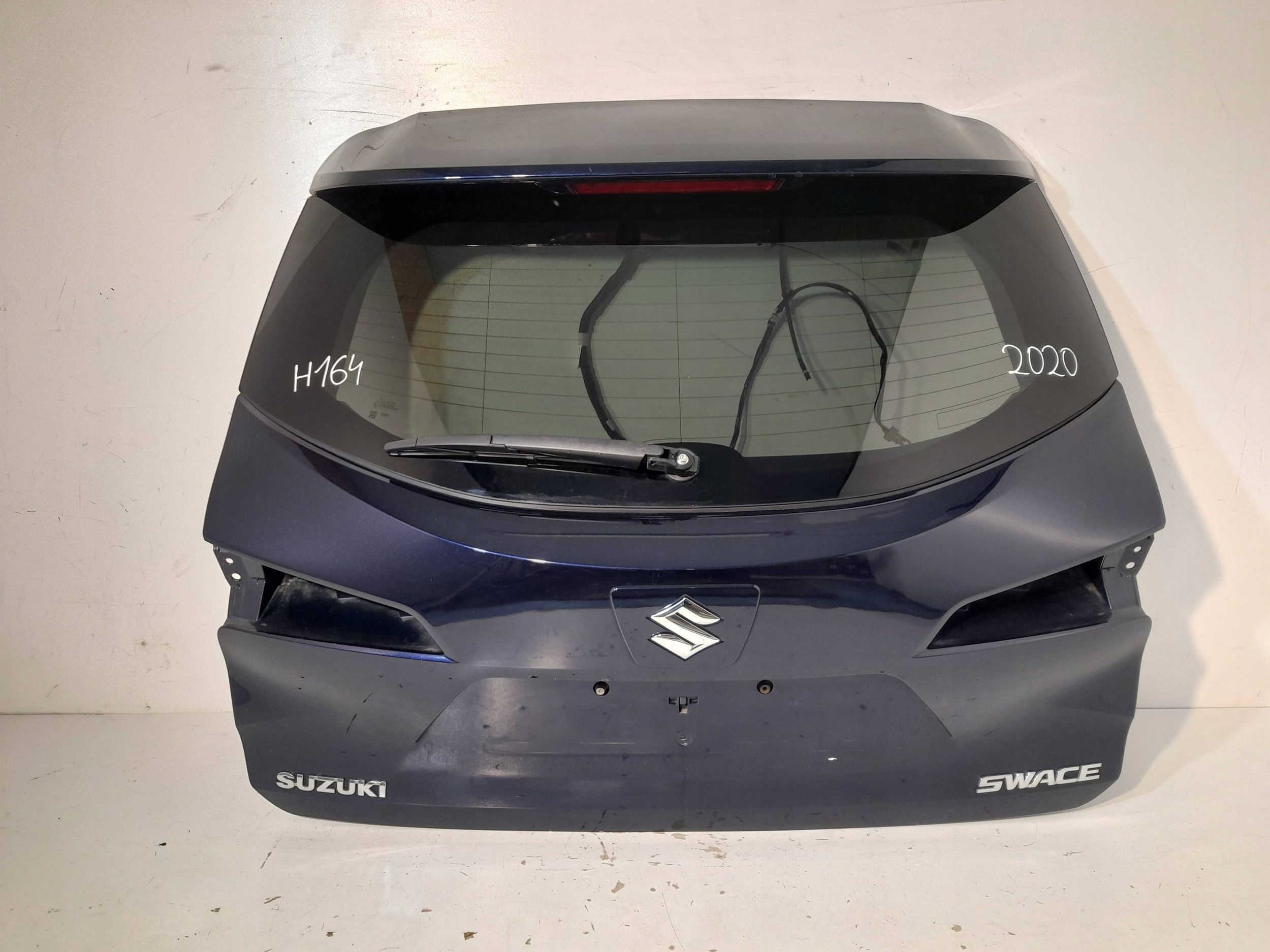 Suzuki Swace trunk door boot H16412345