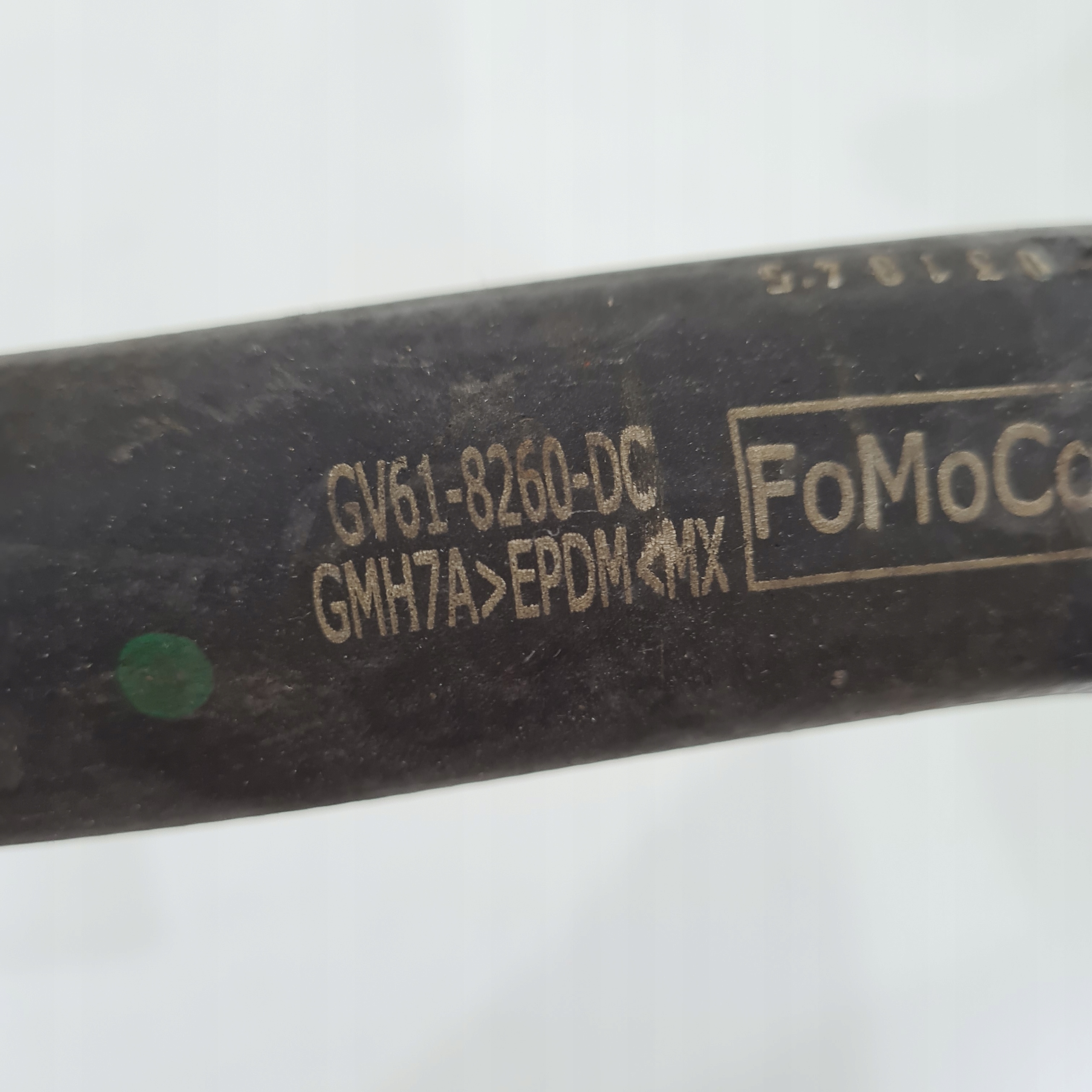 crijevo prijenos vode FORD FOCUS MK3 BV61-8260-DC