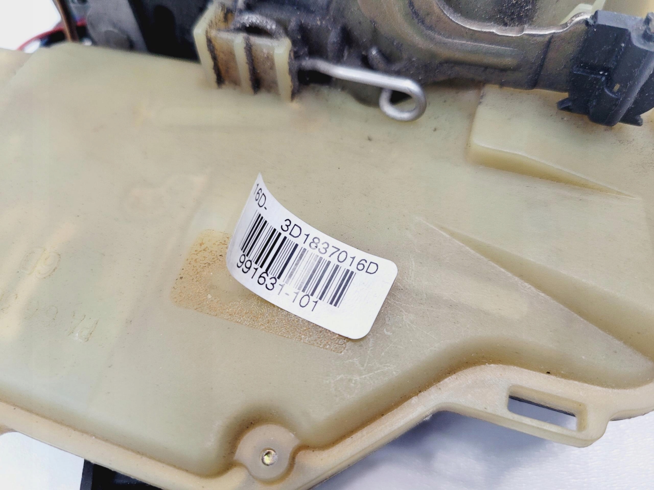 lock door right front VW TOUAREG 7L 3D1837016D
