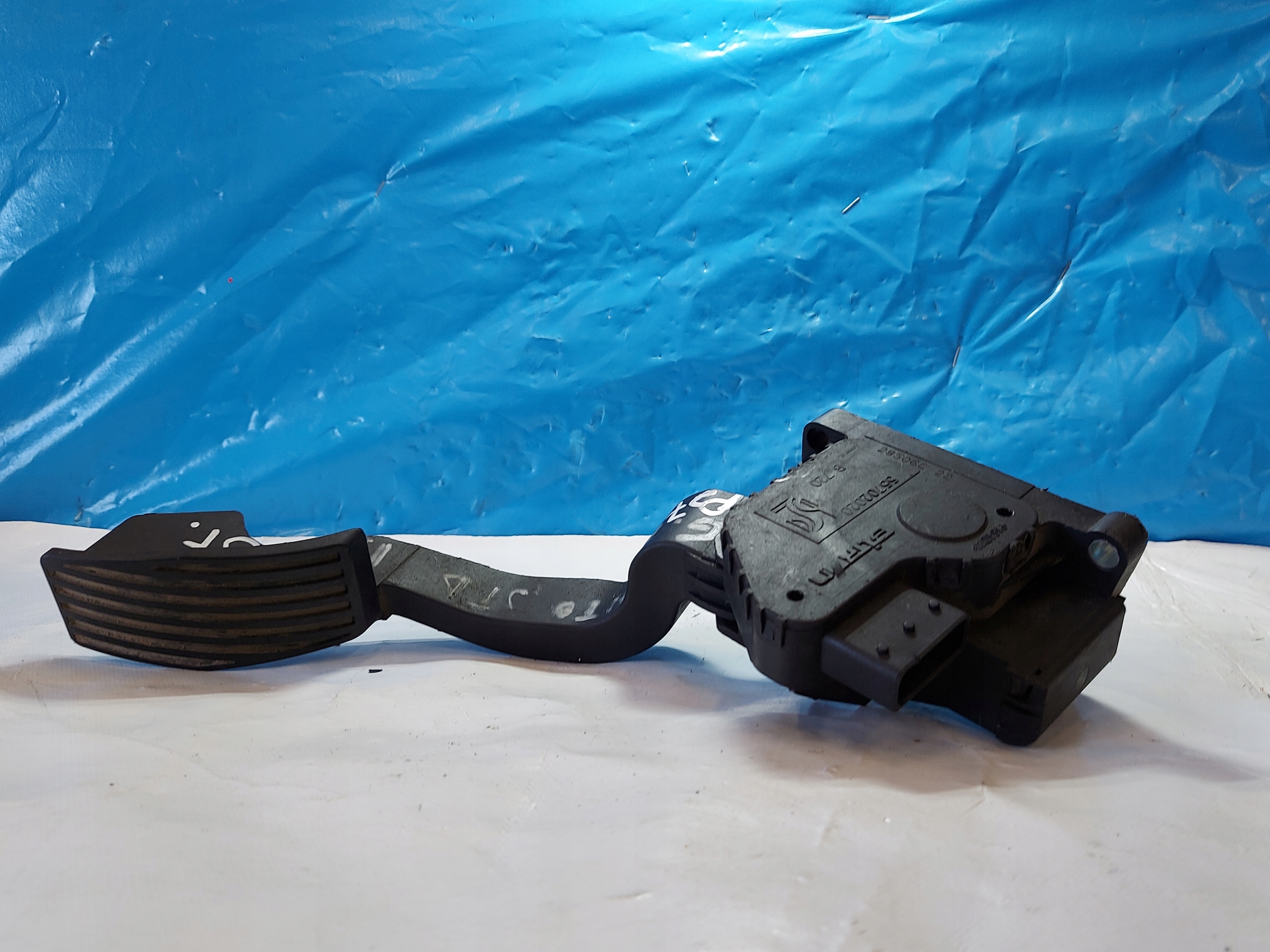 accelerator pedal GRANDE PUNTO JTD 55702020