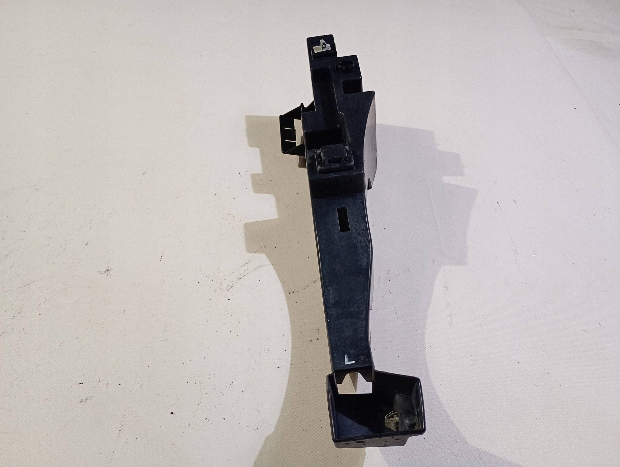 support holder of a bumper left rear part rear left Dodge Charger 2015